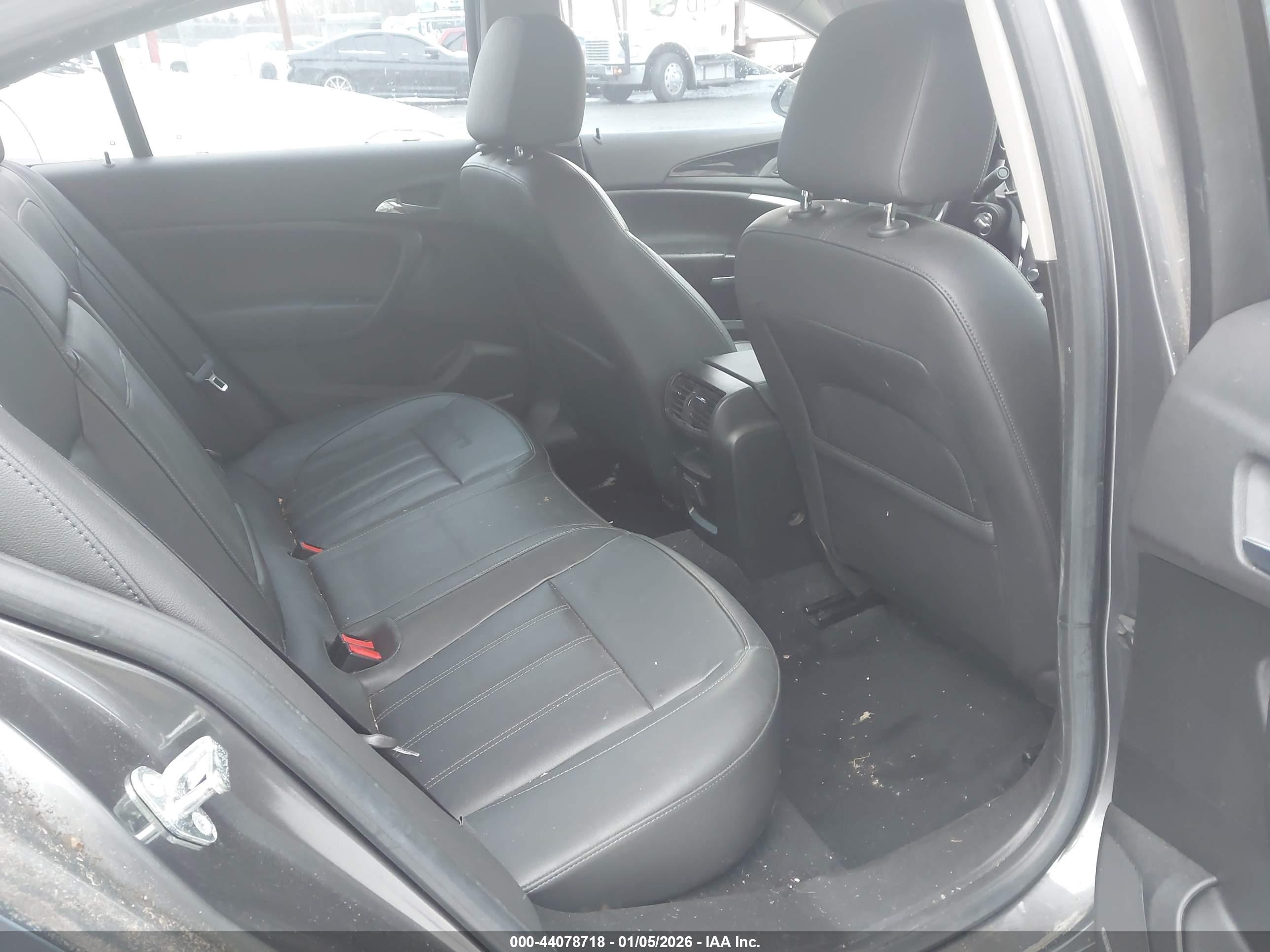 BUICK REGAL image 8
