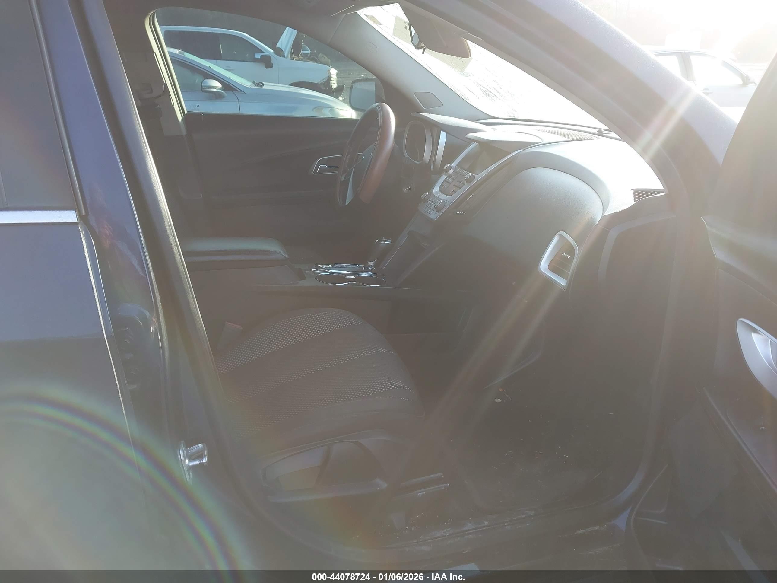 CHEVROLET EQUINOX image 5