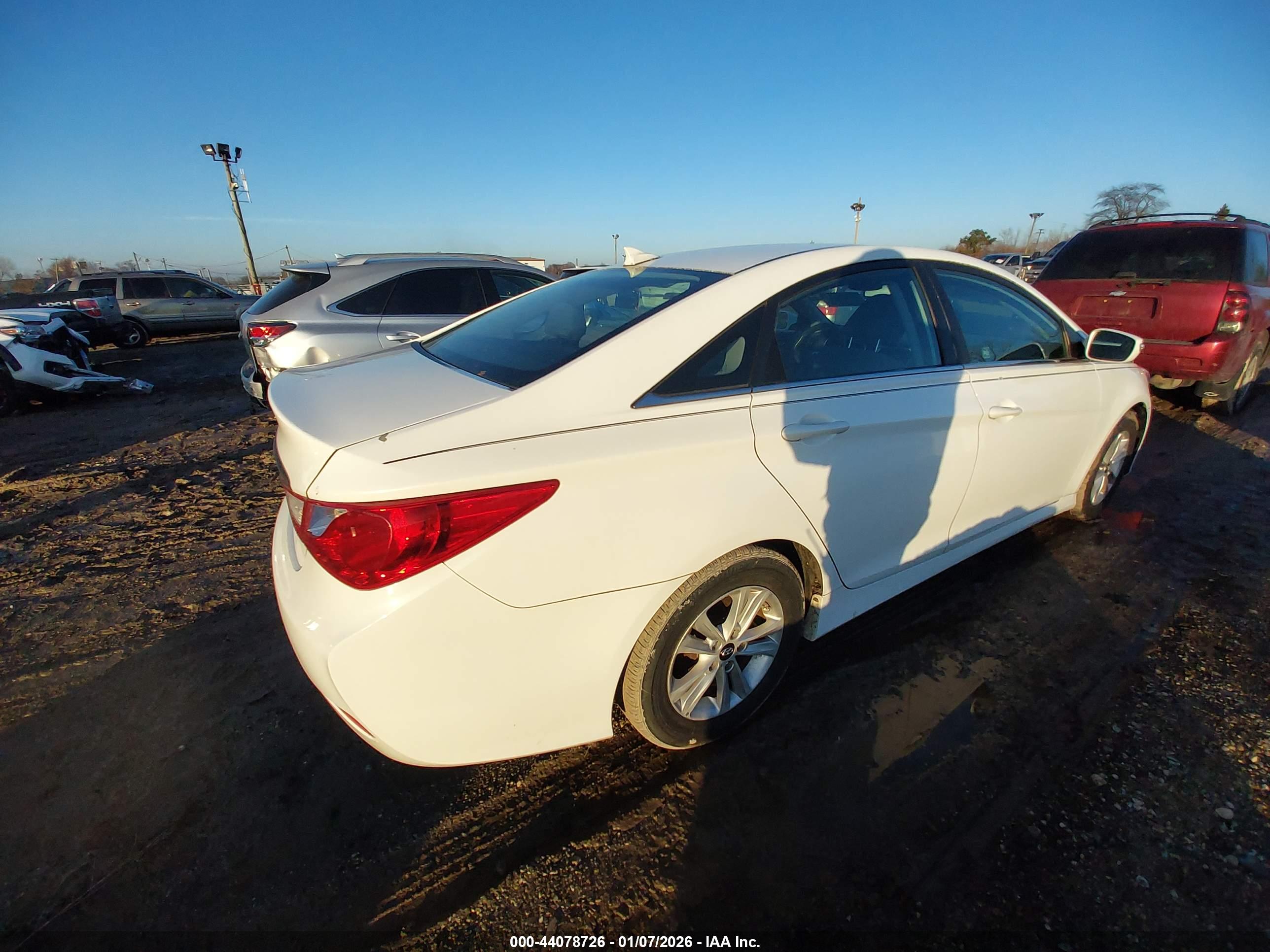 HYUNDAI SONATA image 4