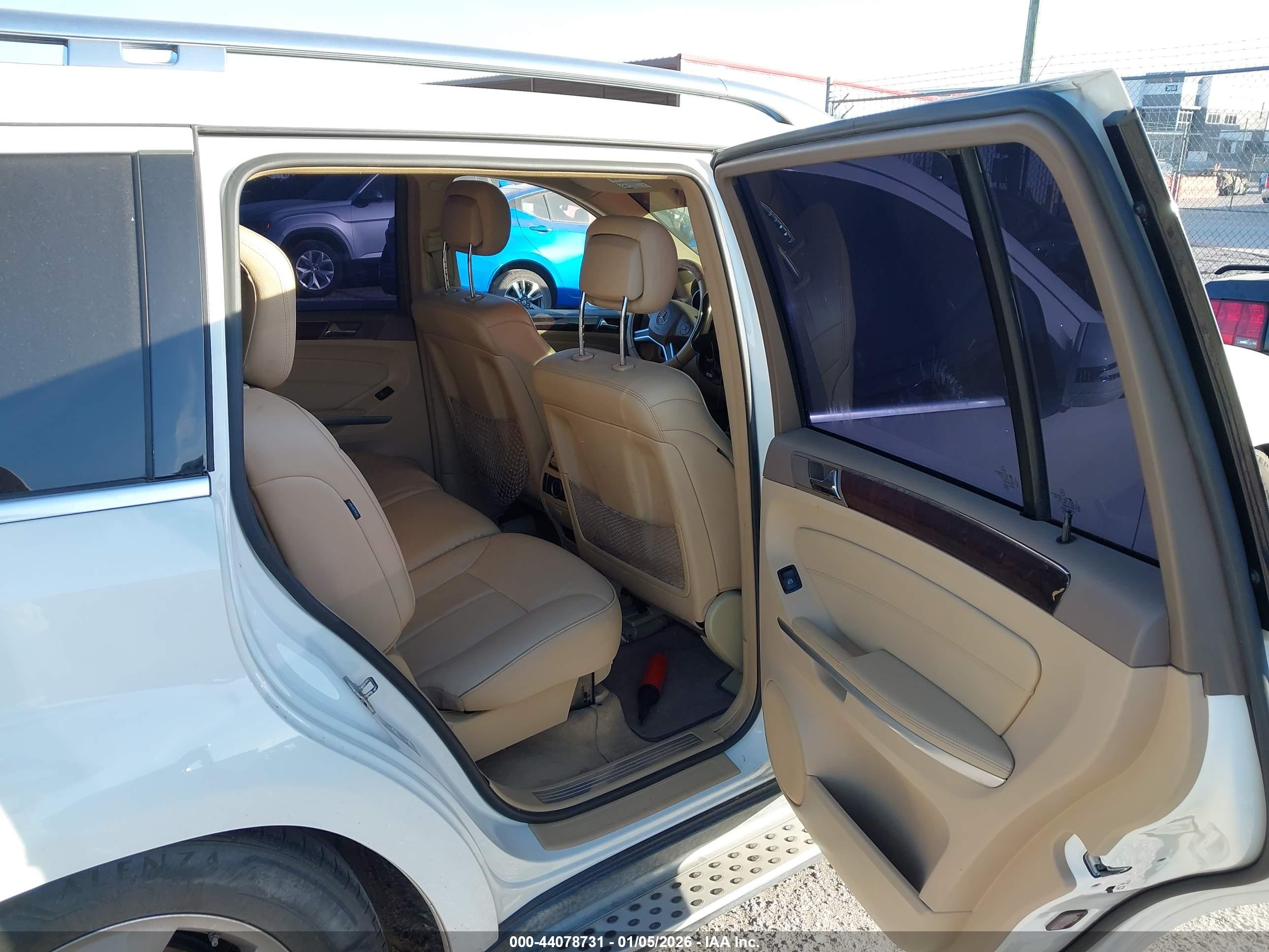 MERCEDES-BENZ GL image 8