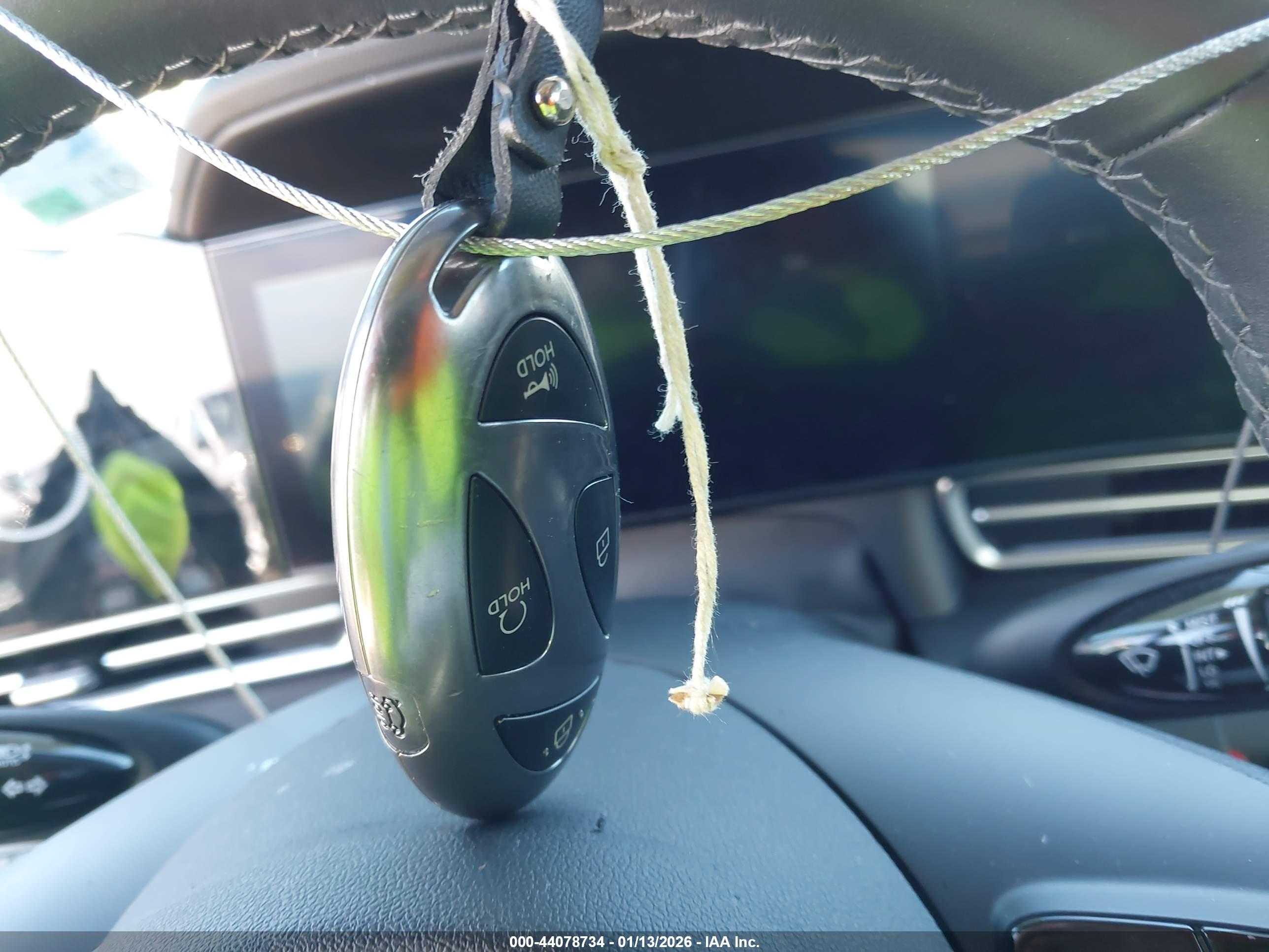 HYUNDAI ELANTRA image 11