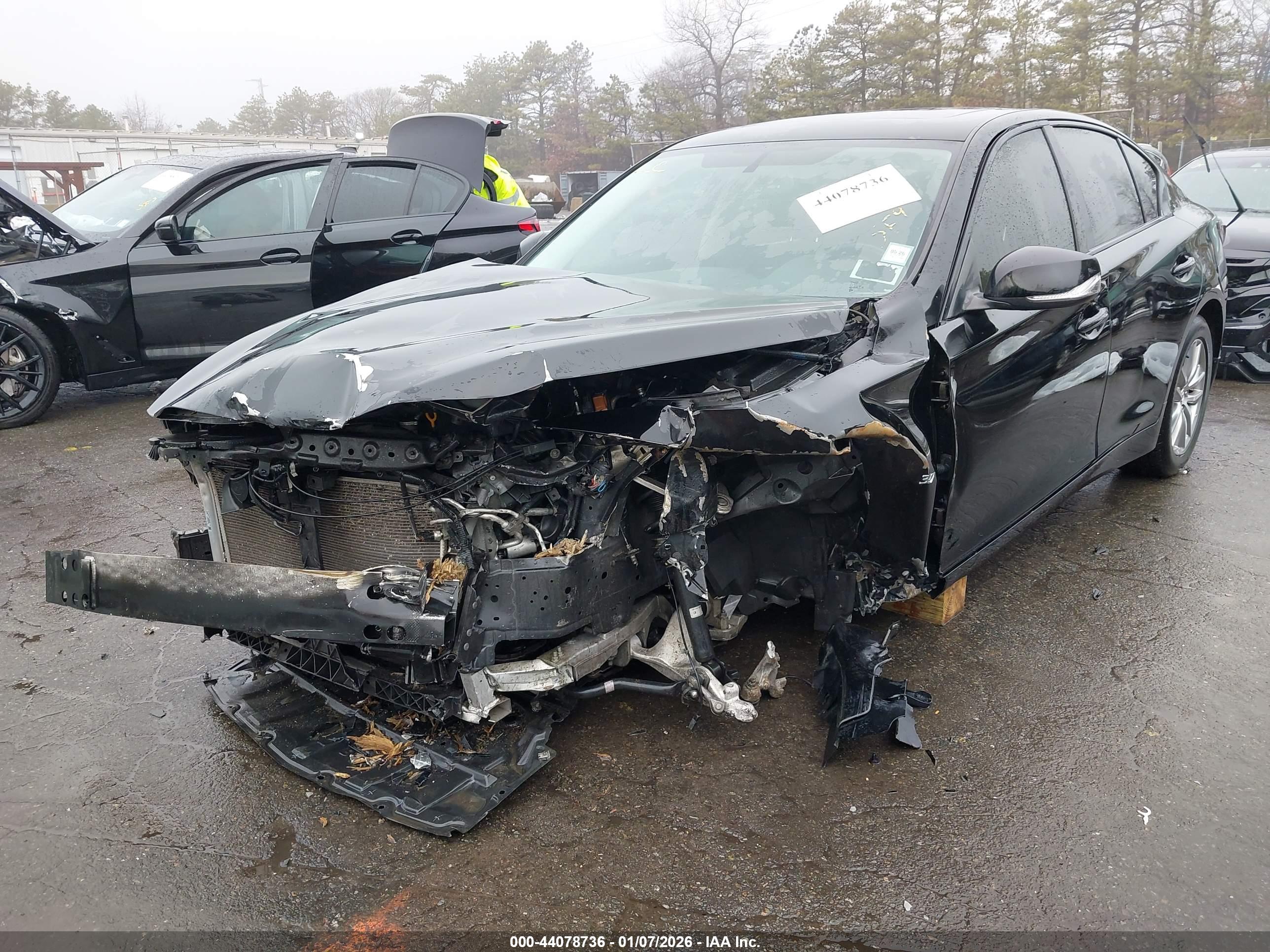 INFINITI Q50 image 2