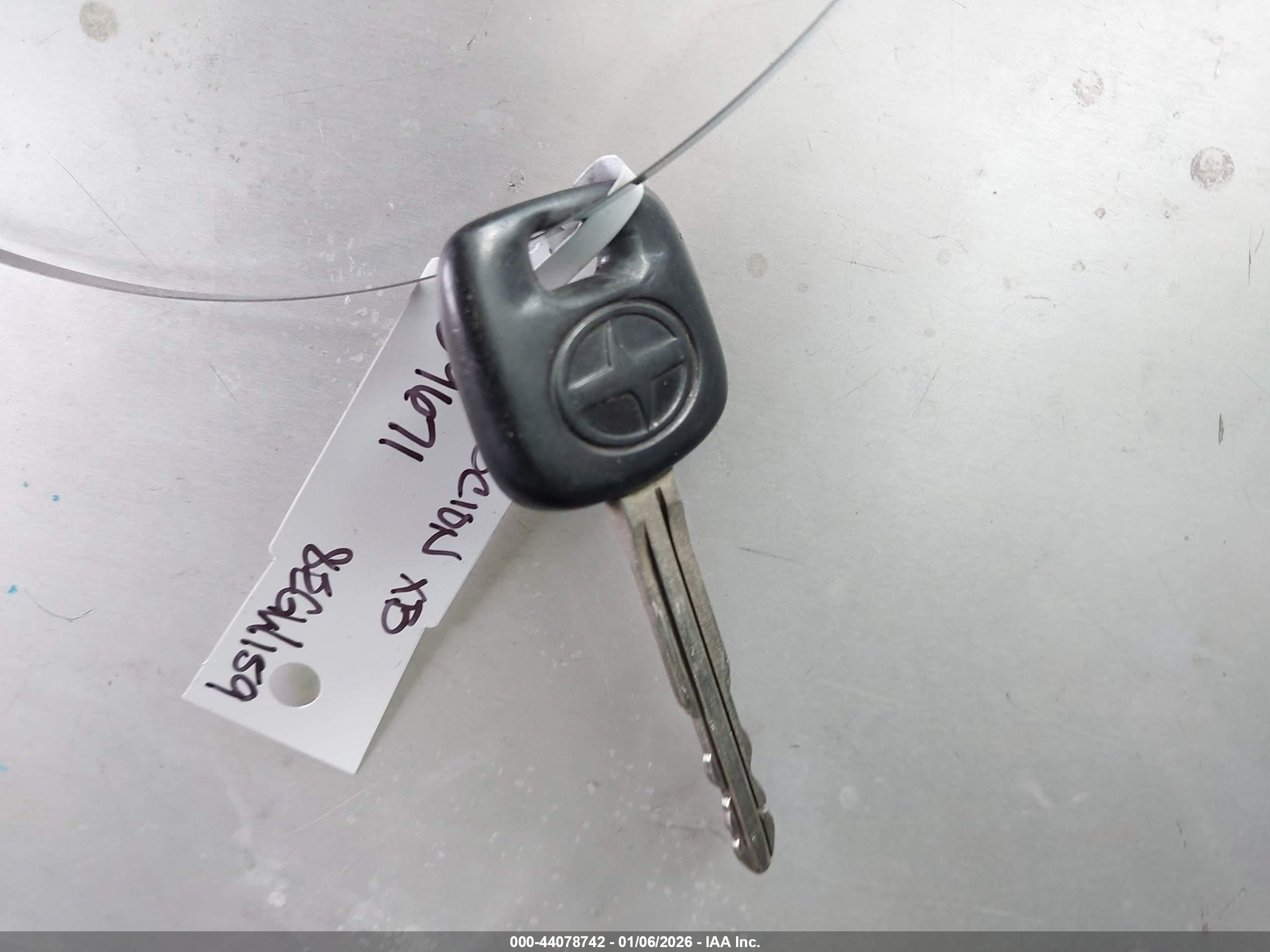 SCION XB image 11