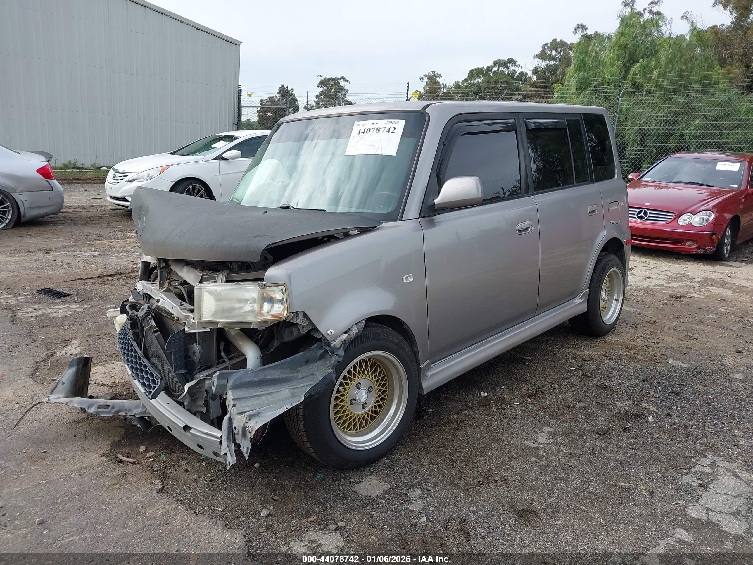 SCION XB image 2