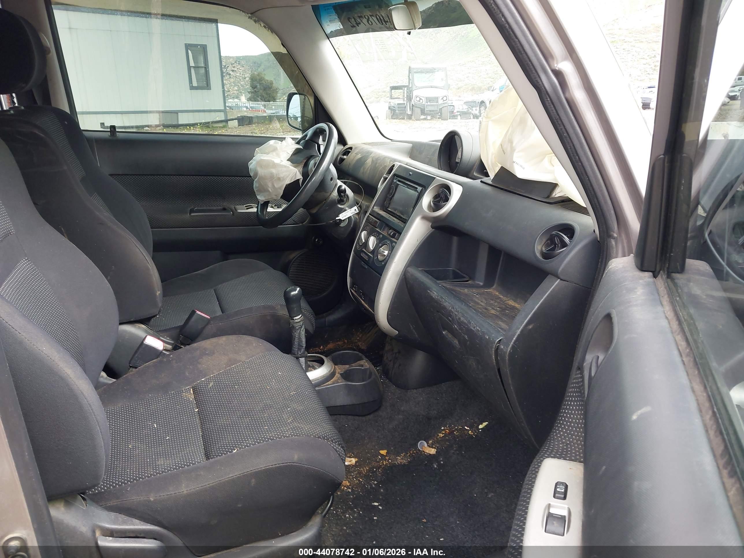 SCION XB image 5