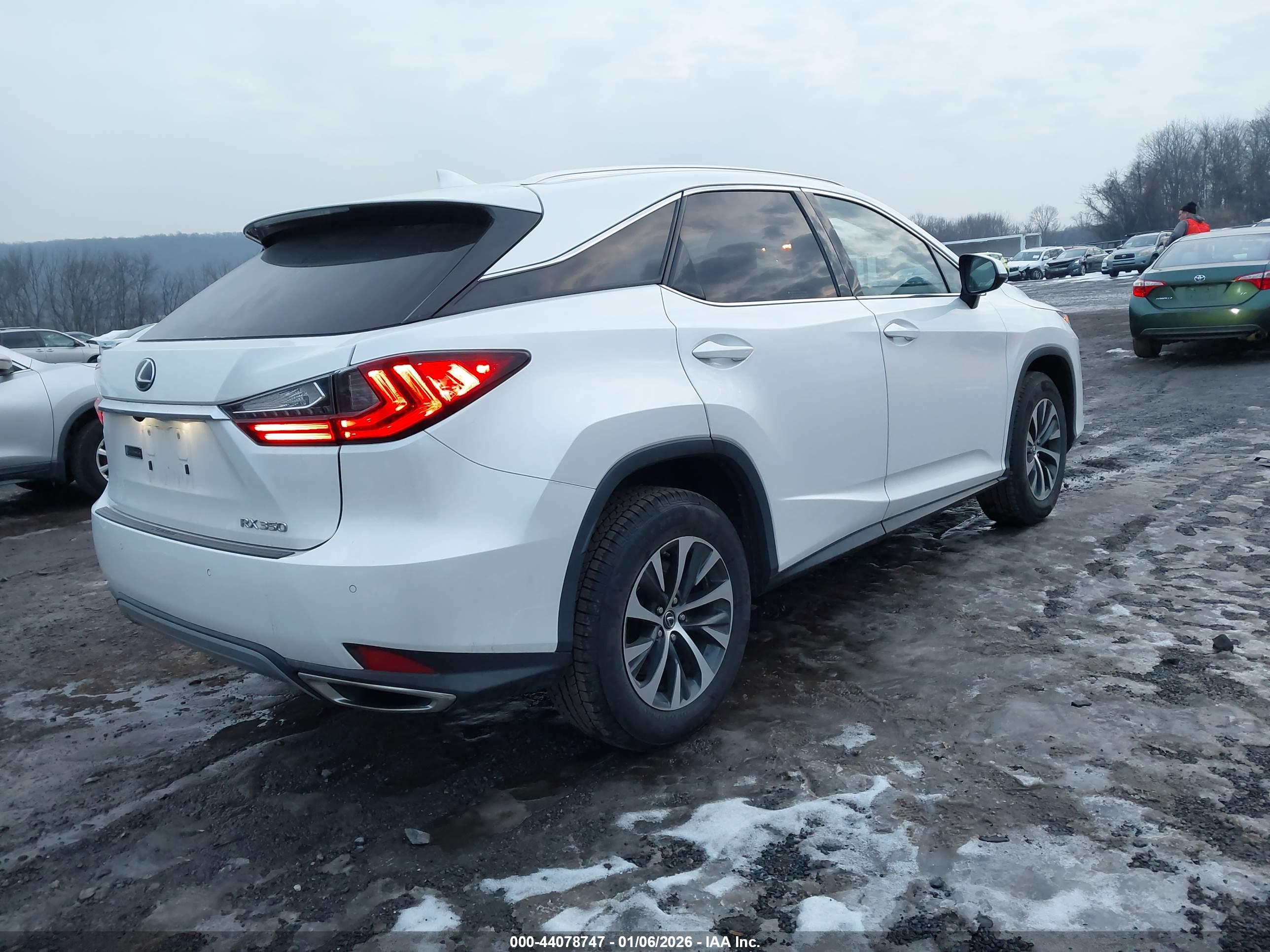 LEXUS RX image 4