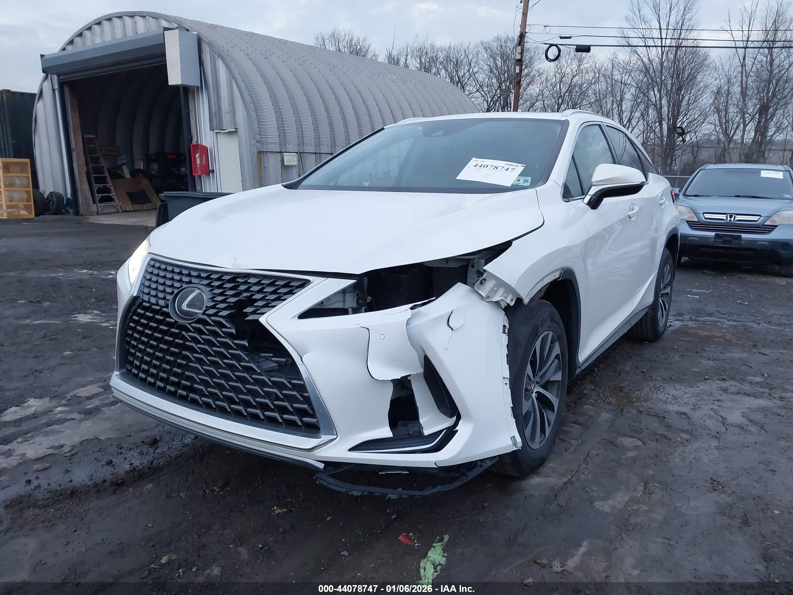 LEXUS RX image 6