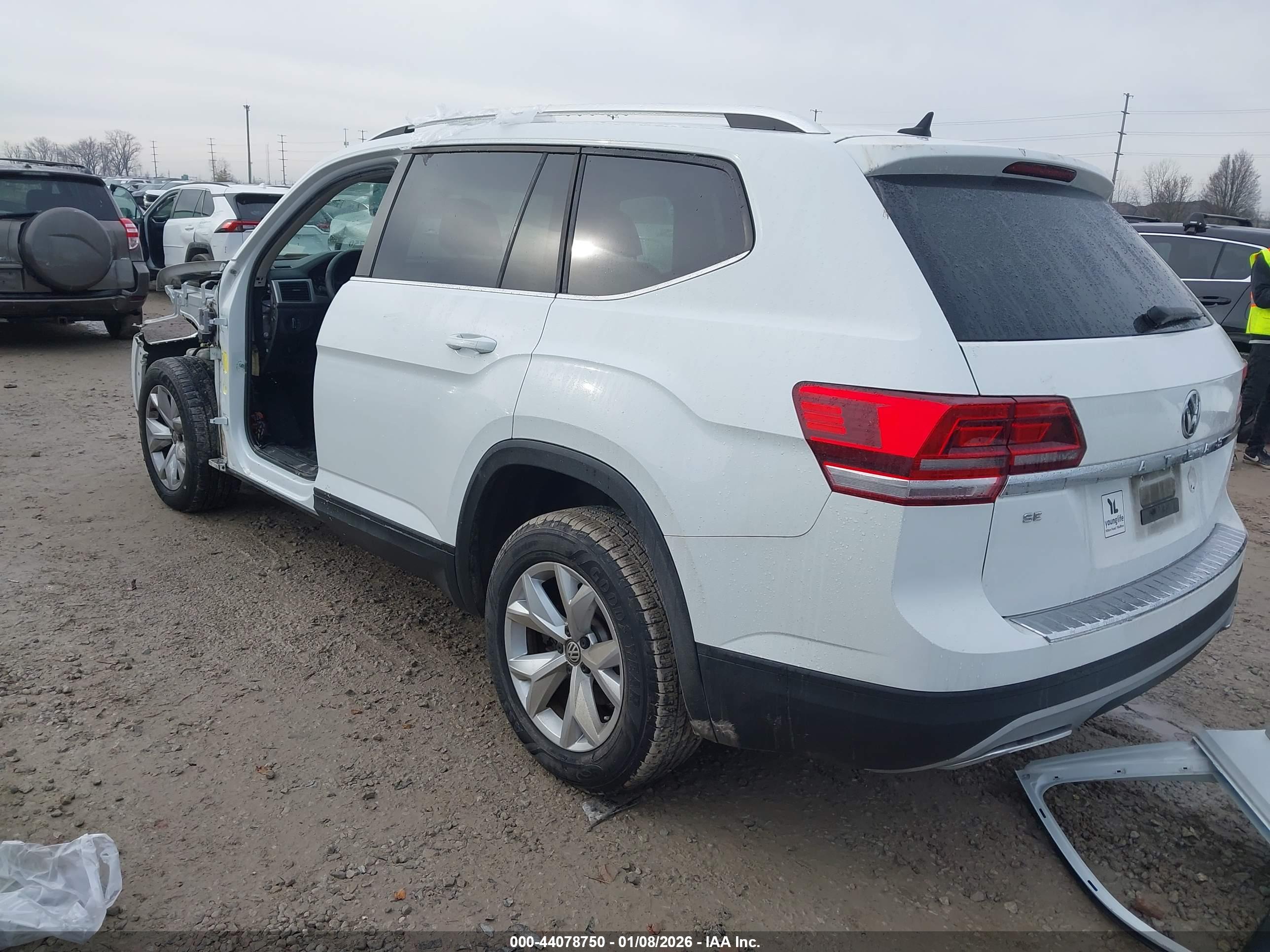 VOLKSWAGEN ATLAS image 3