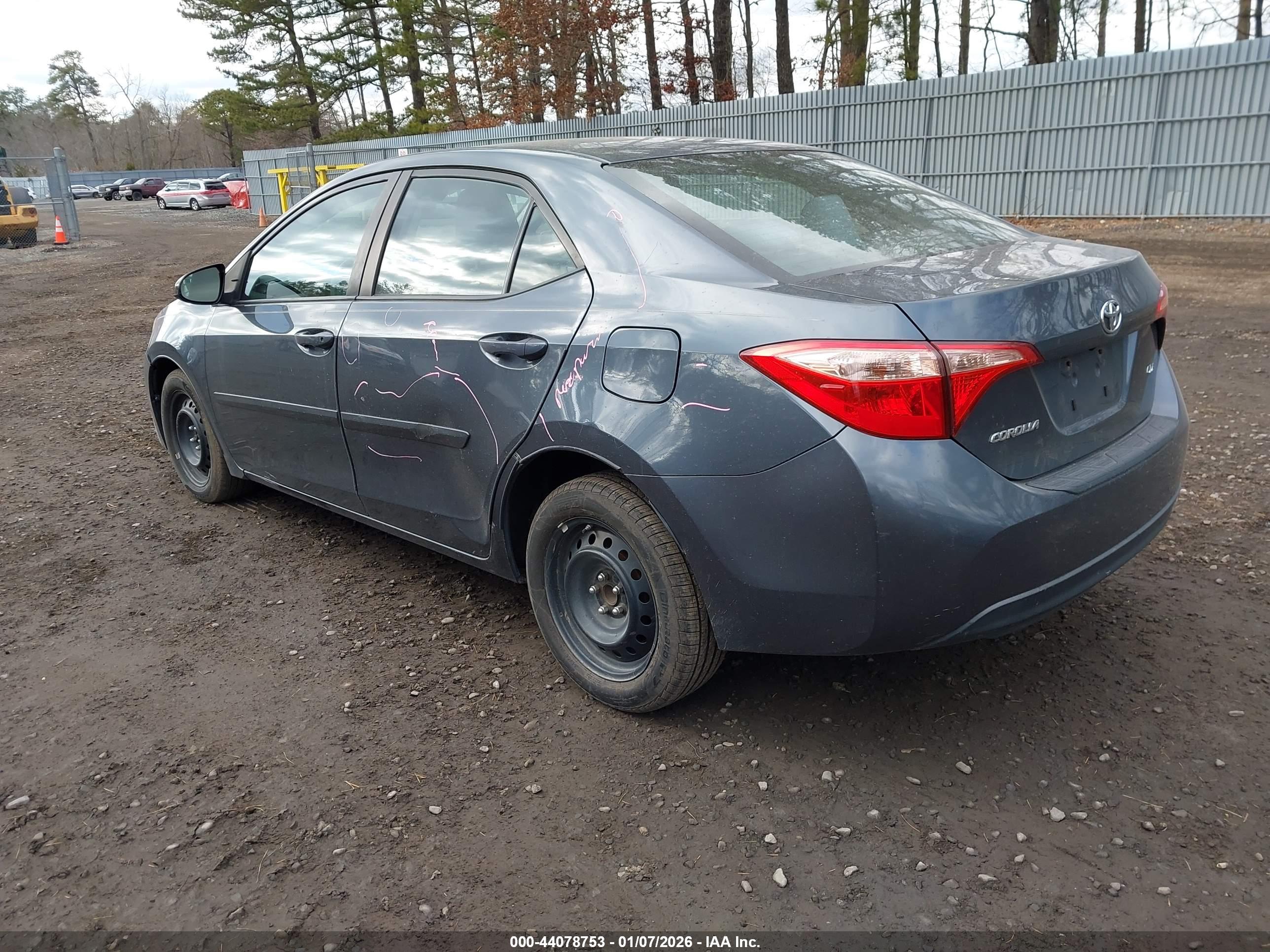 TOYOTA COROLLA image 3