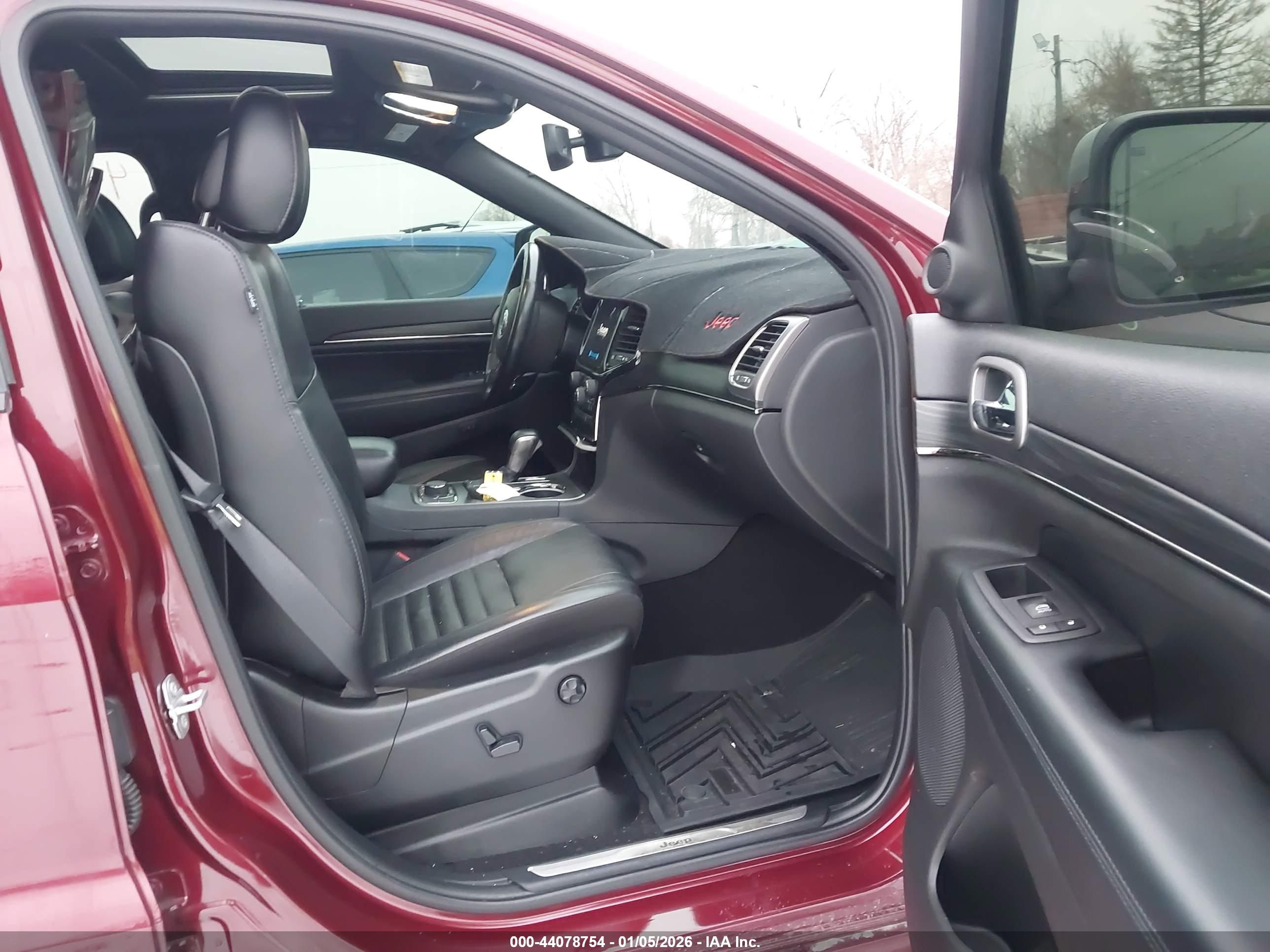 JEEP GRAND image 5