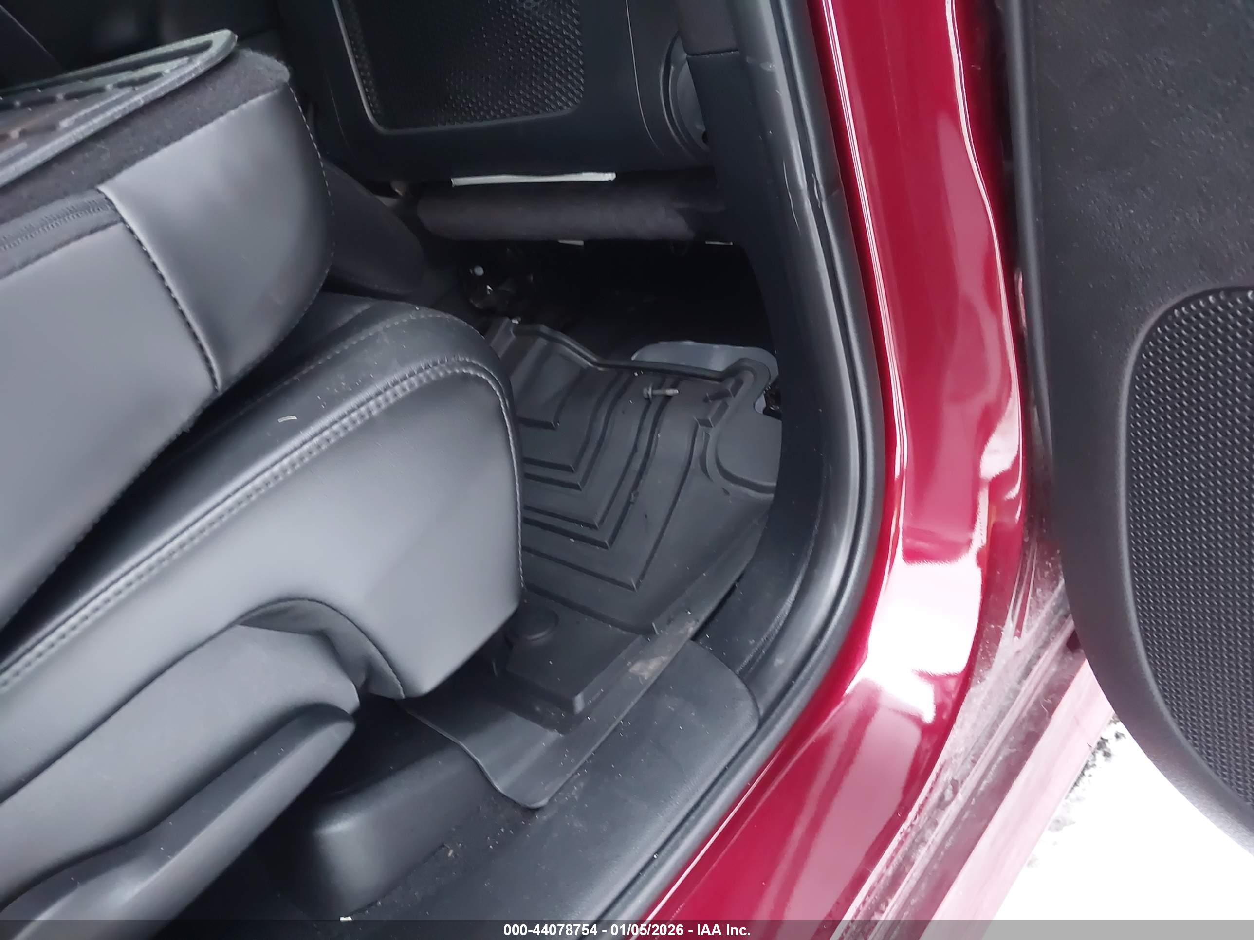 JEEP GRAND image 8