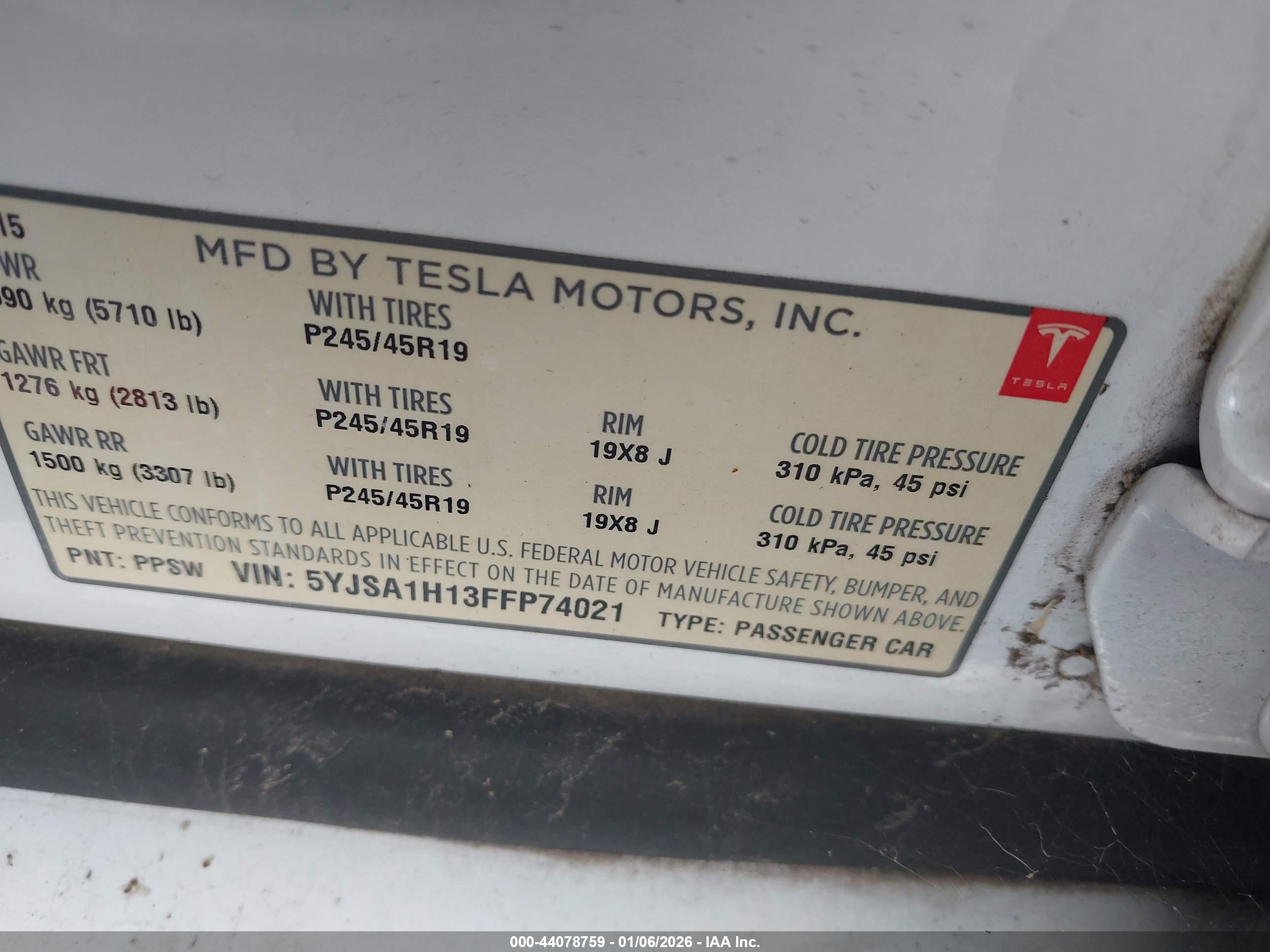 TESLA MODEL image 9
