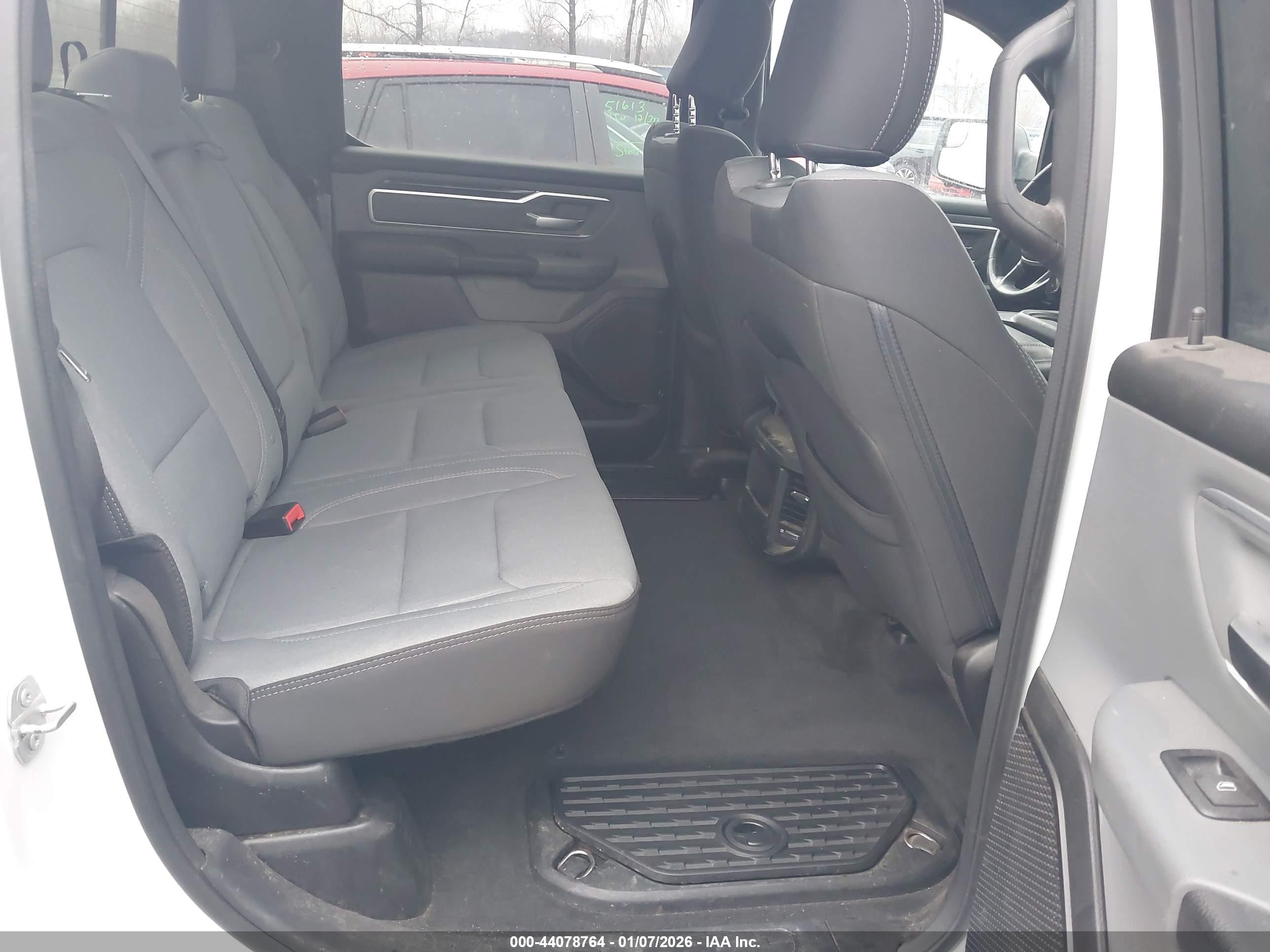 RAM 1500 image 8