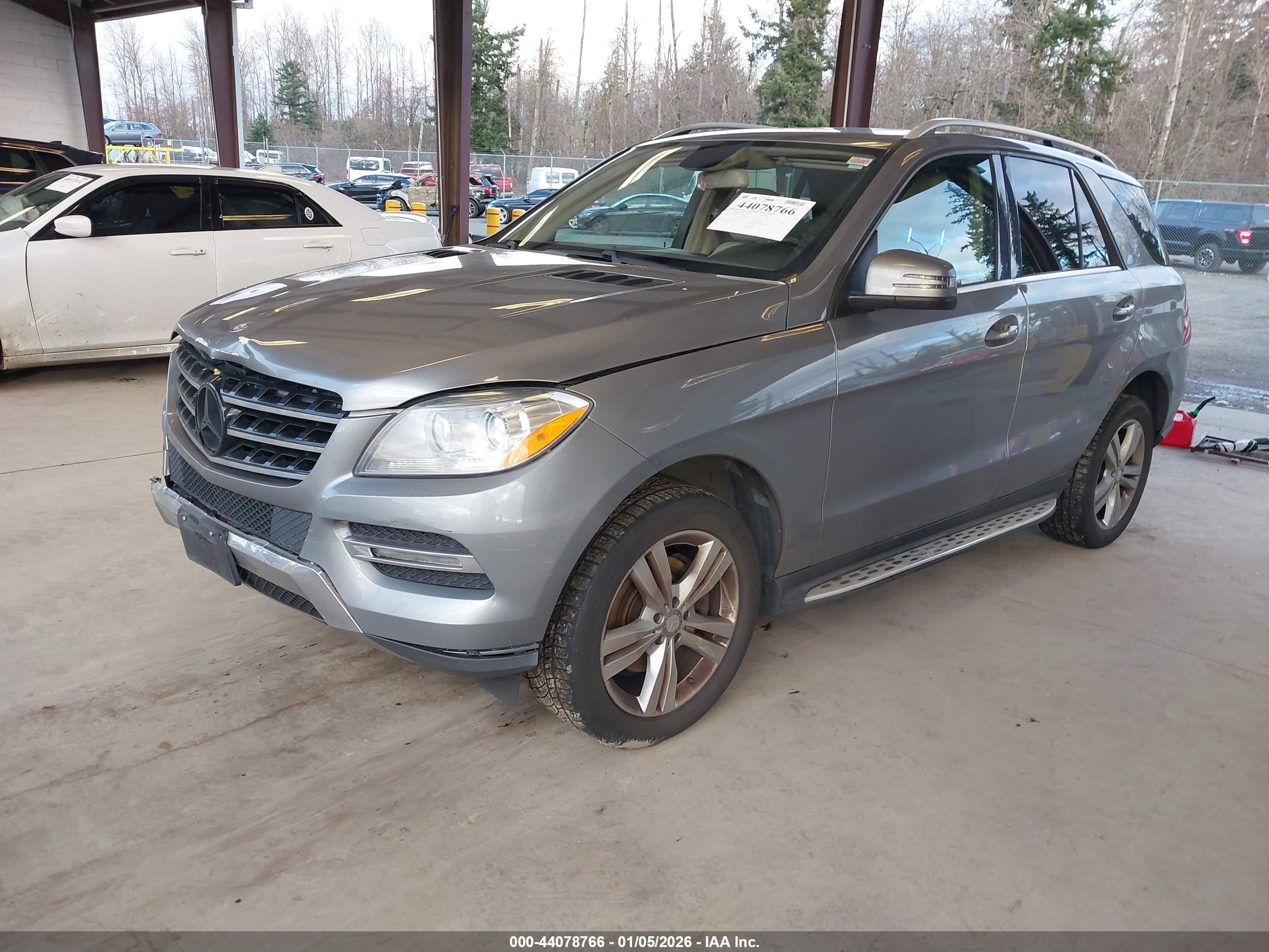 MERCEDES-BENZ ML image 2