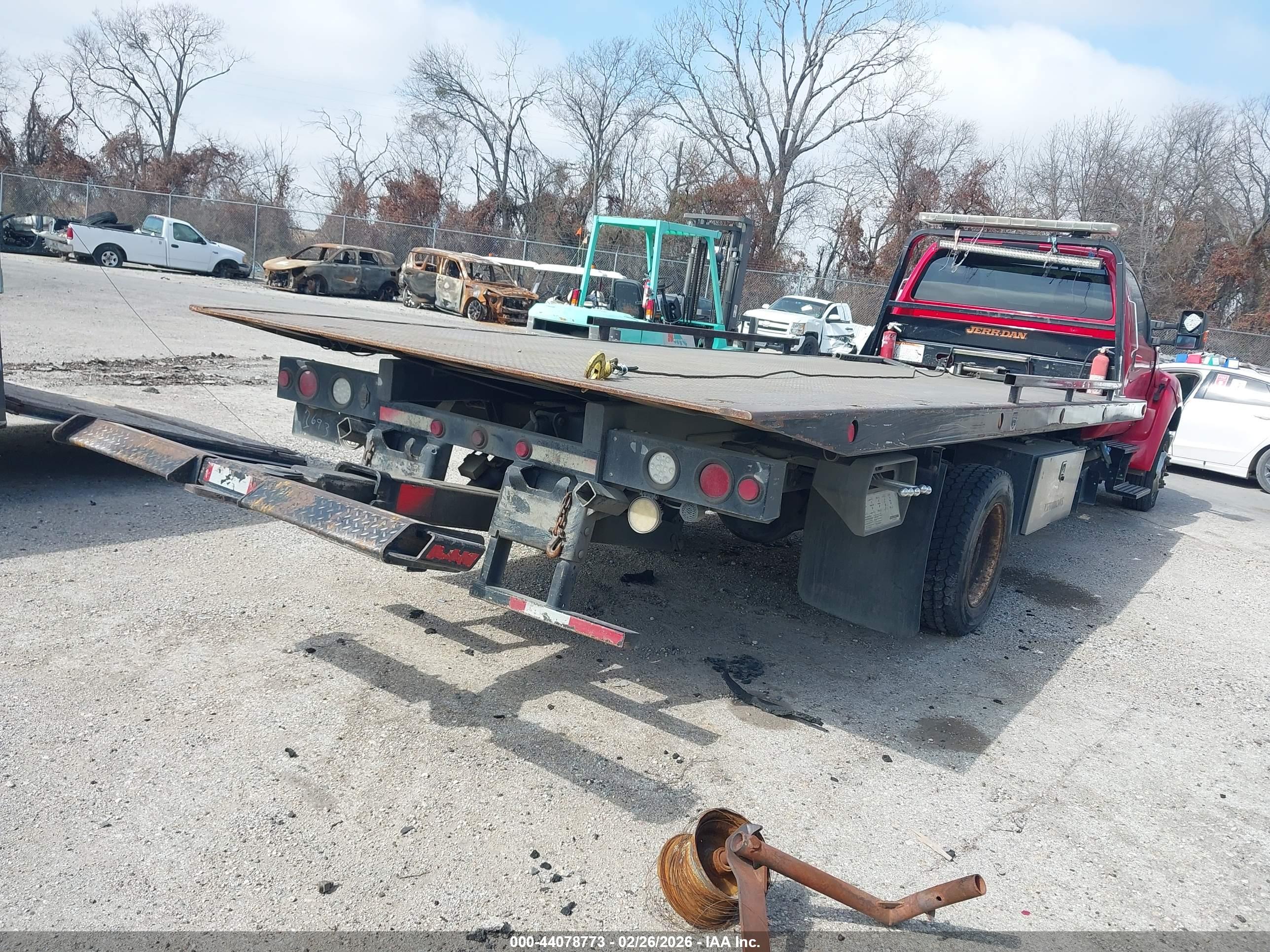FORD F-650 image 4