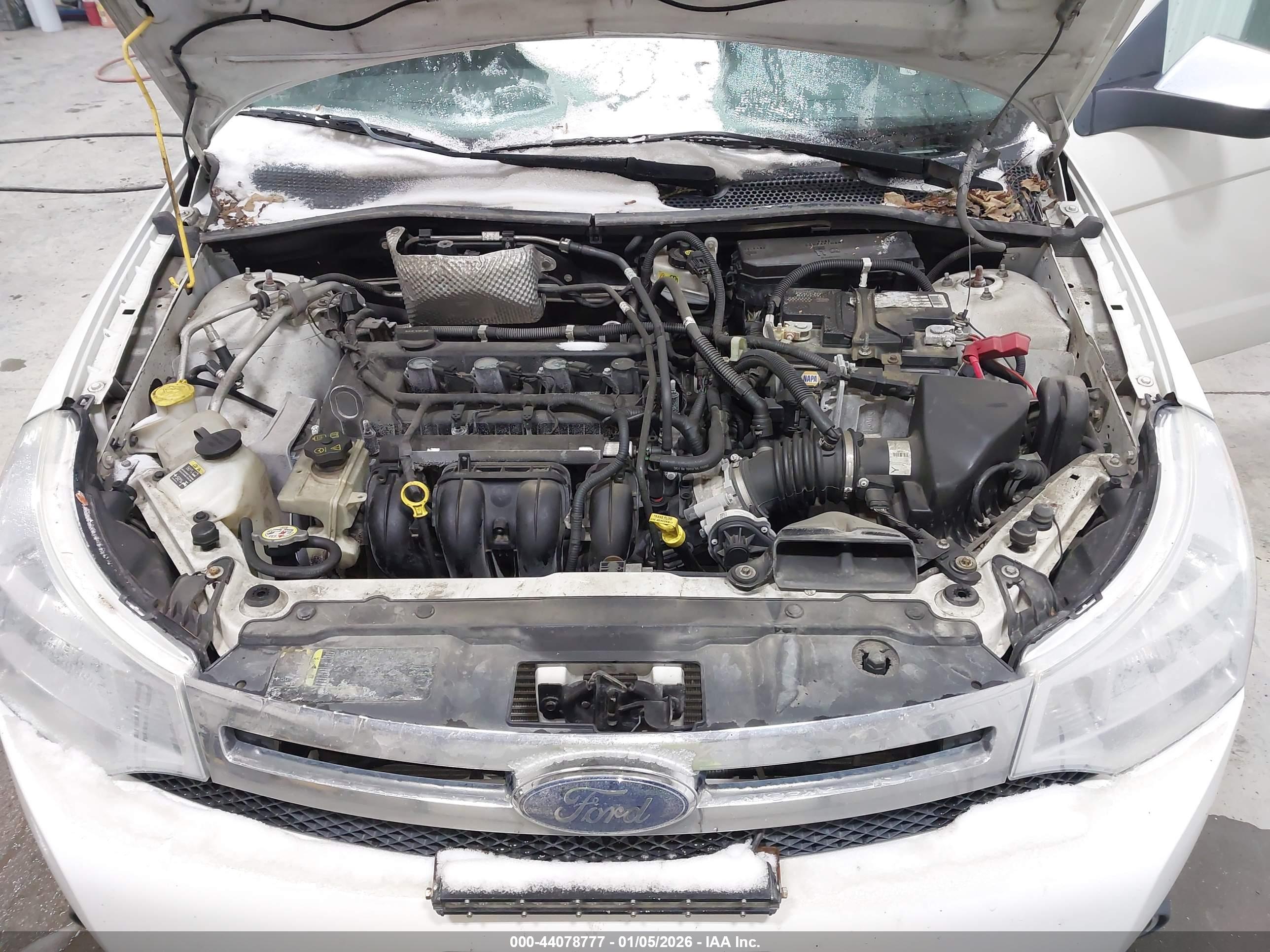 FORD FOCUS image 10