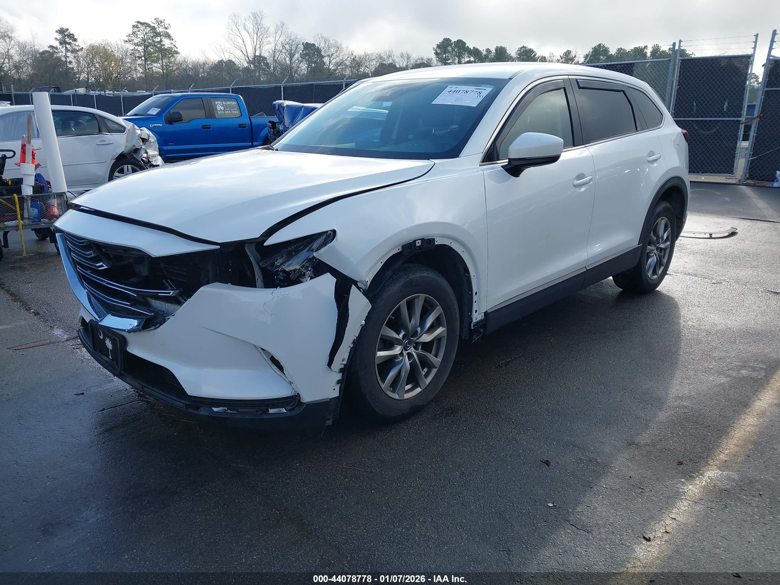 MAZDA CX-9 image 2