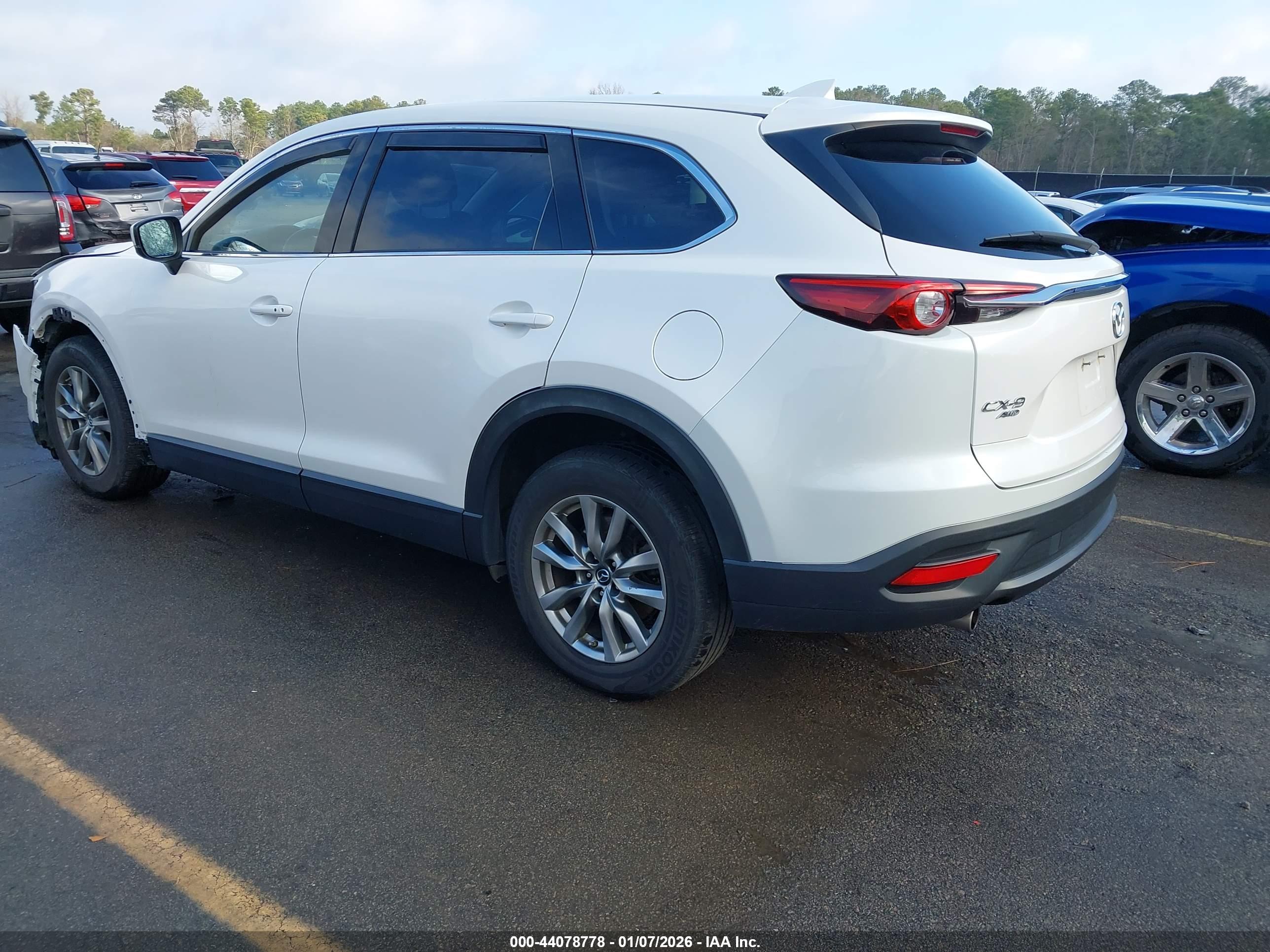 MAZDA CX-9 image 3
