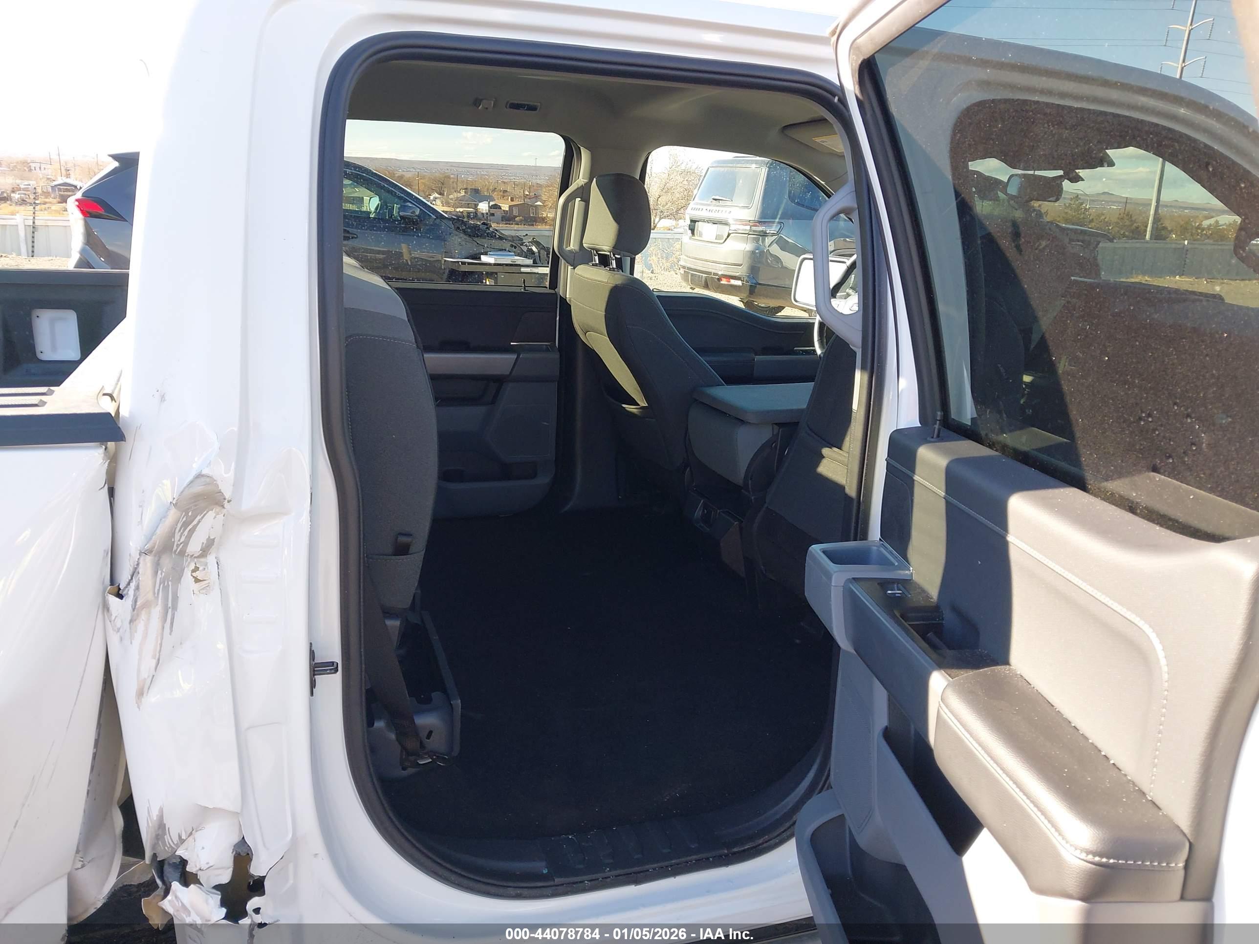 FORD F-150 image 8