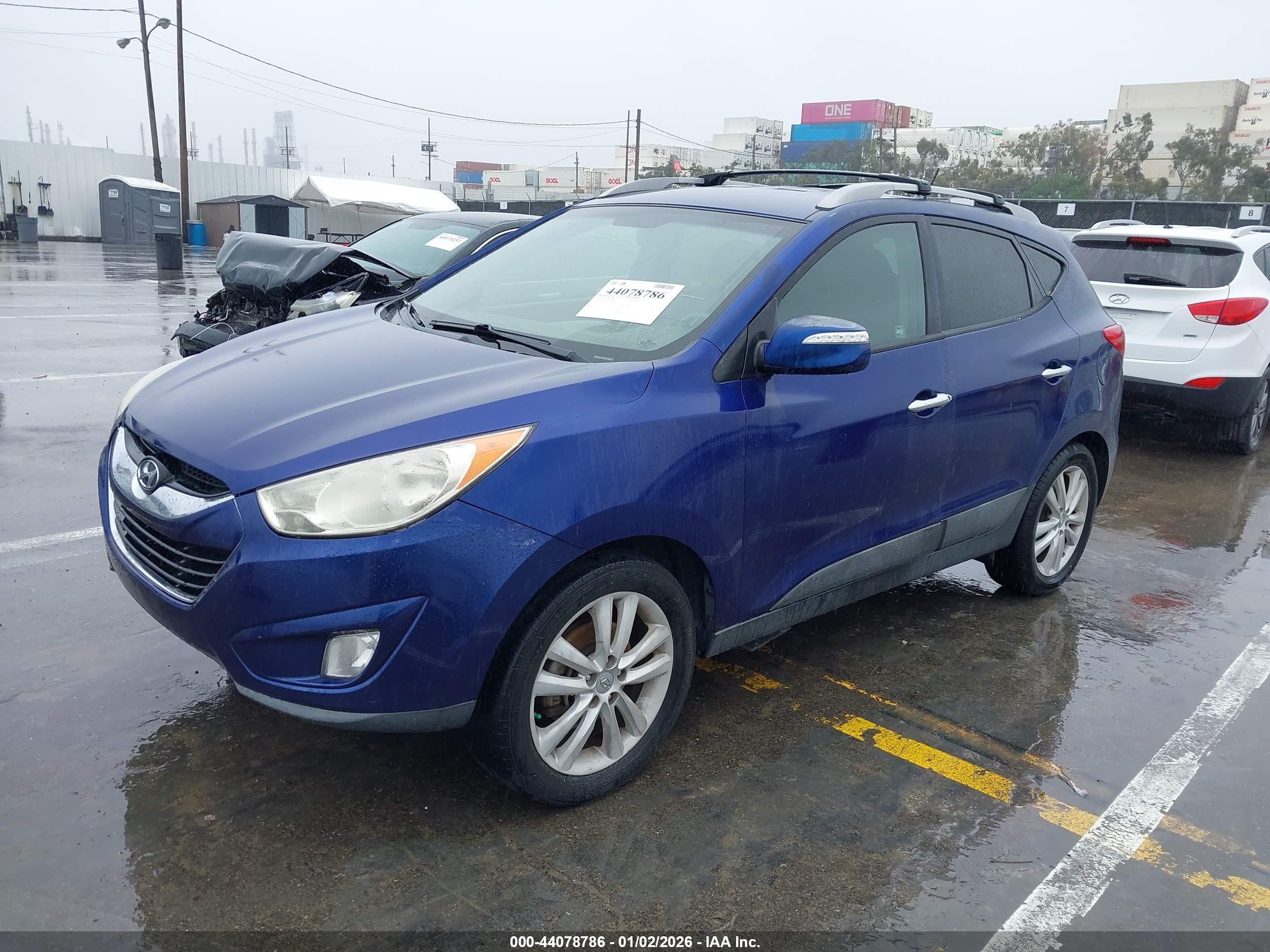 HYUNDAI TUCSON image 2