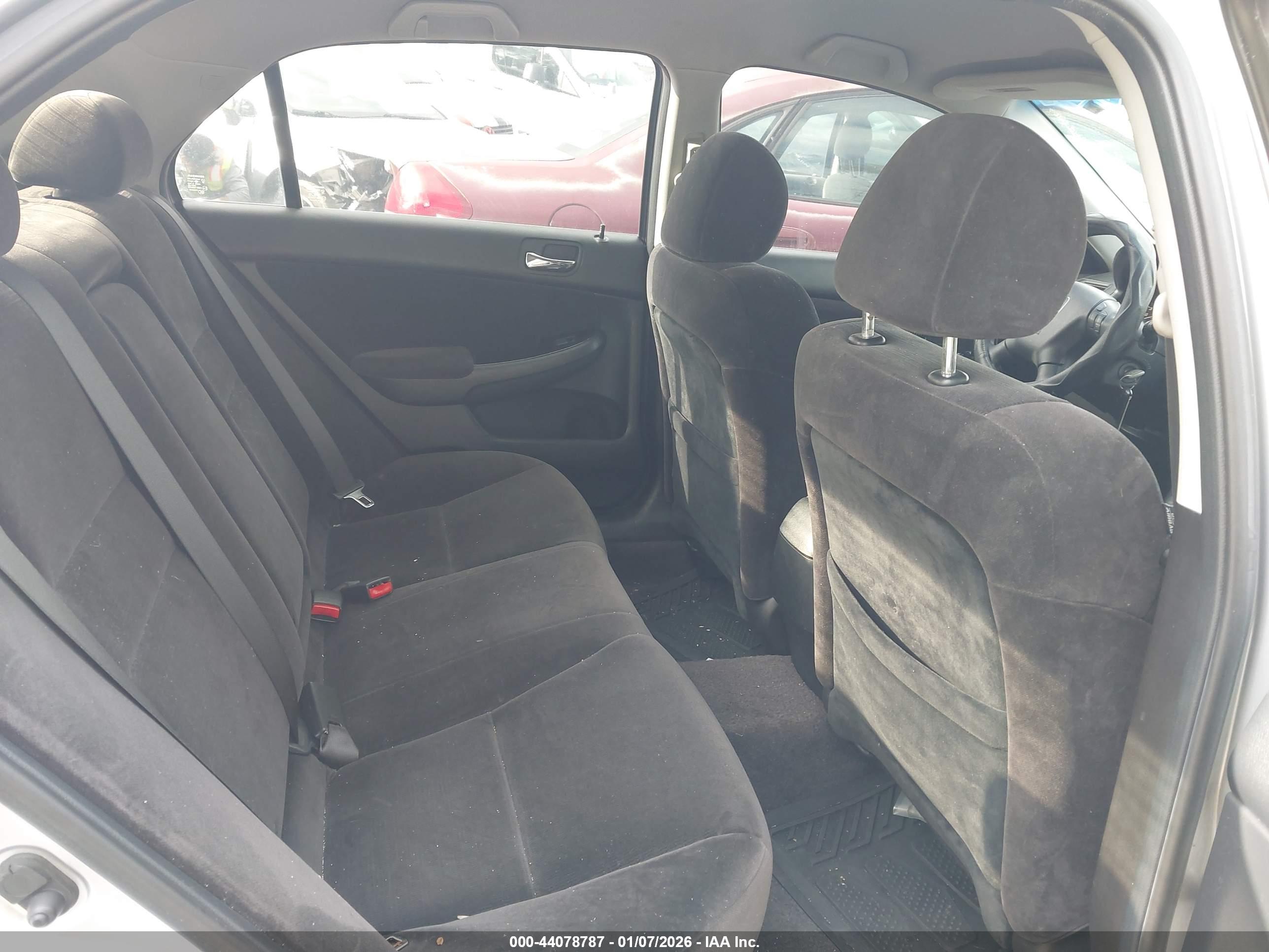 HONDA ACCORD image 8