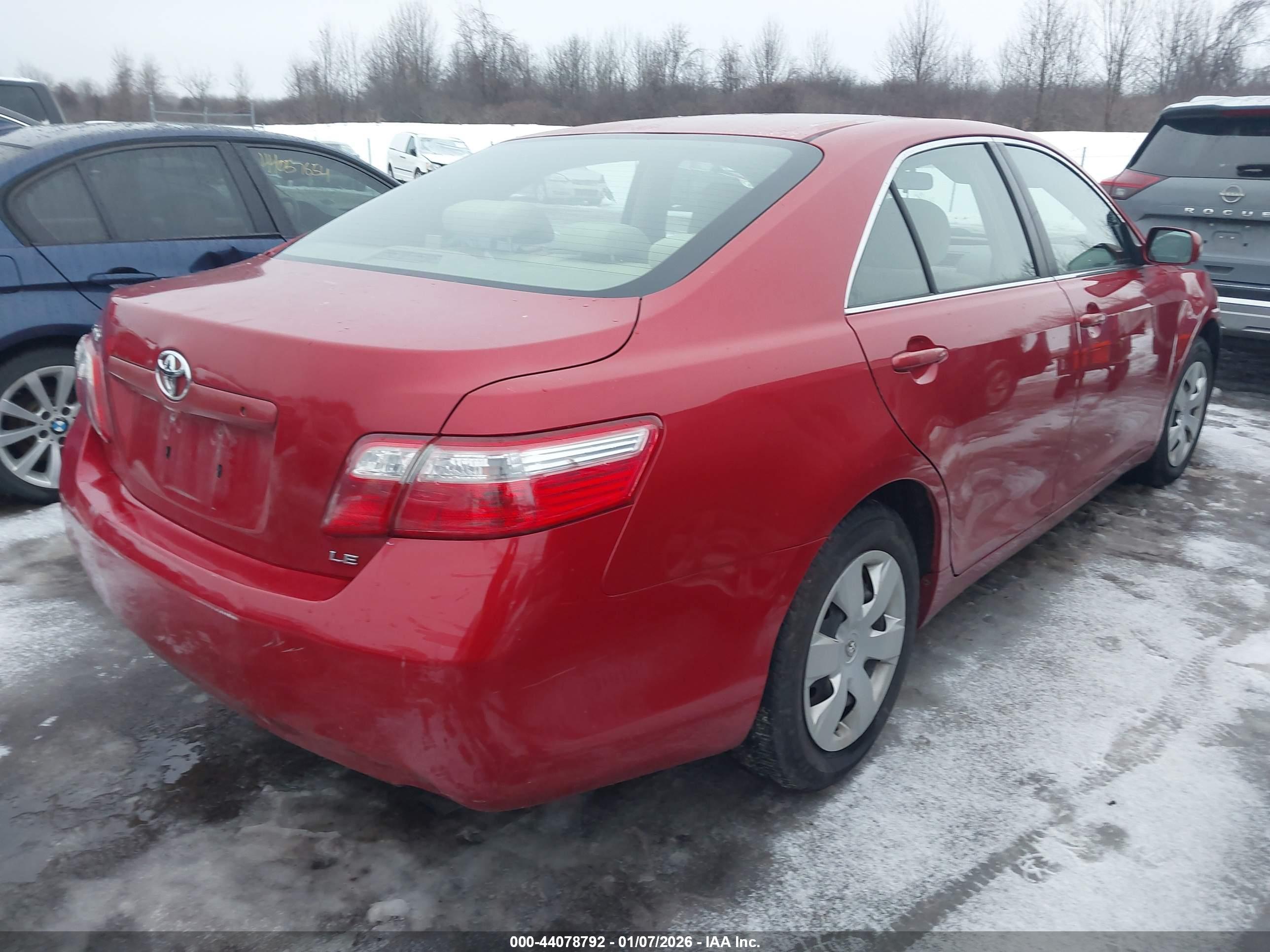 TOYOTA CAMRY image 4