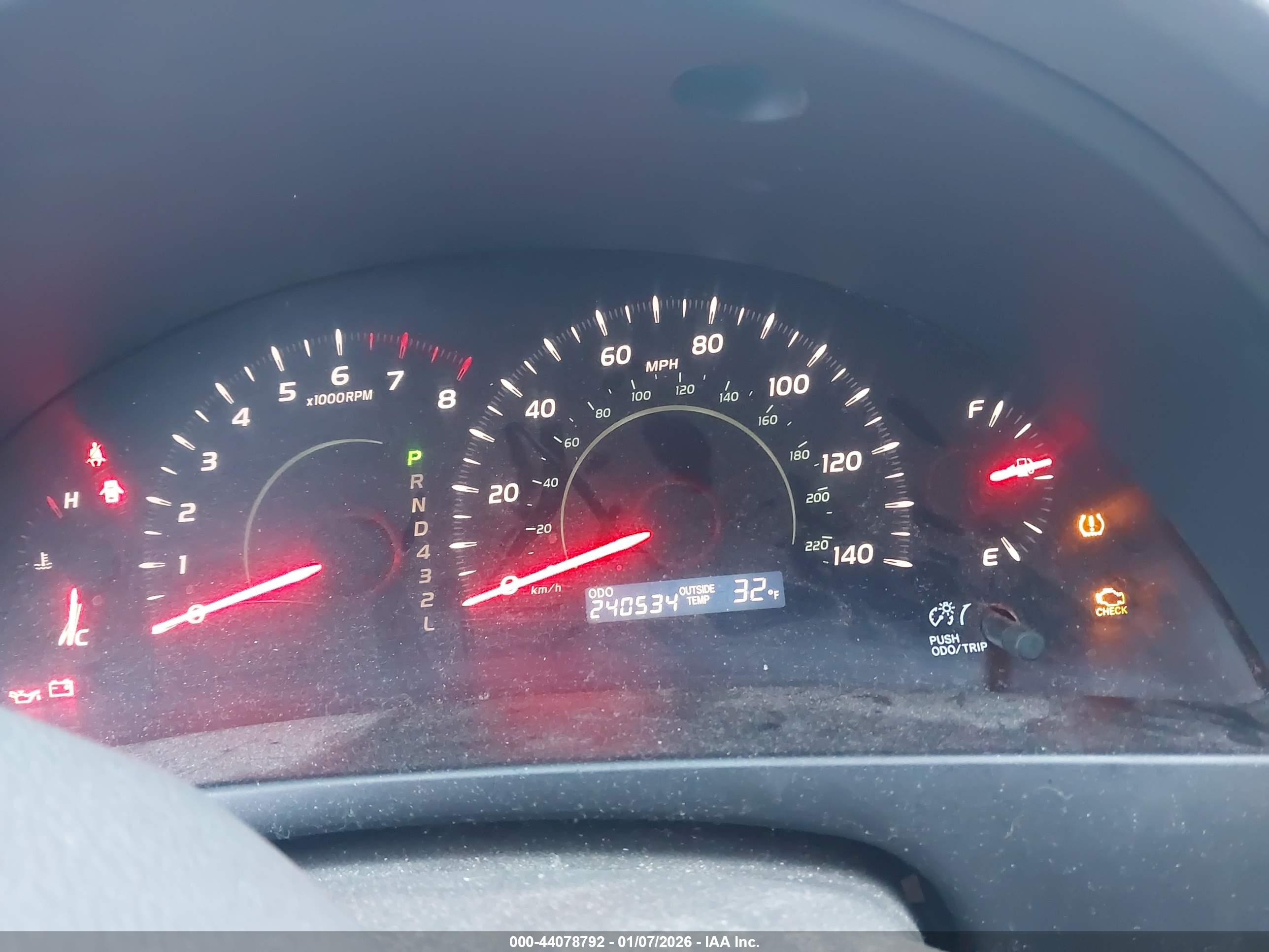 TOYOTA CAMRY image 7
