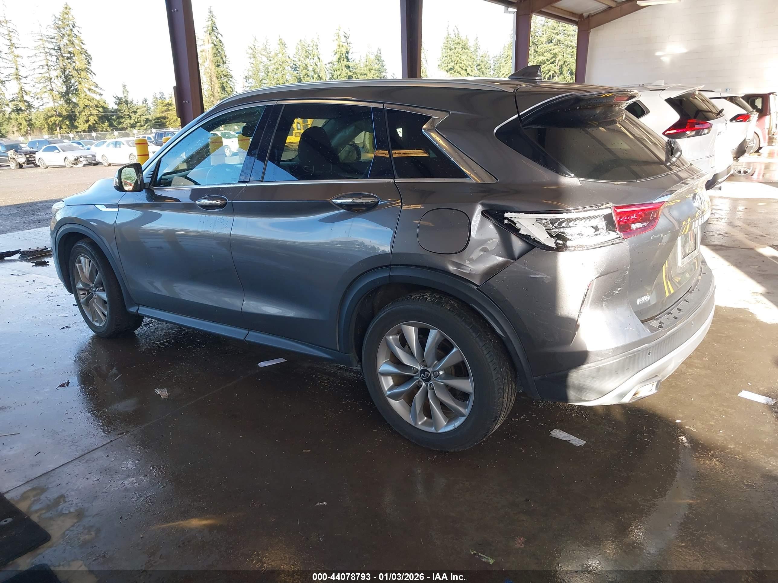INFINITI QX50 image 3