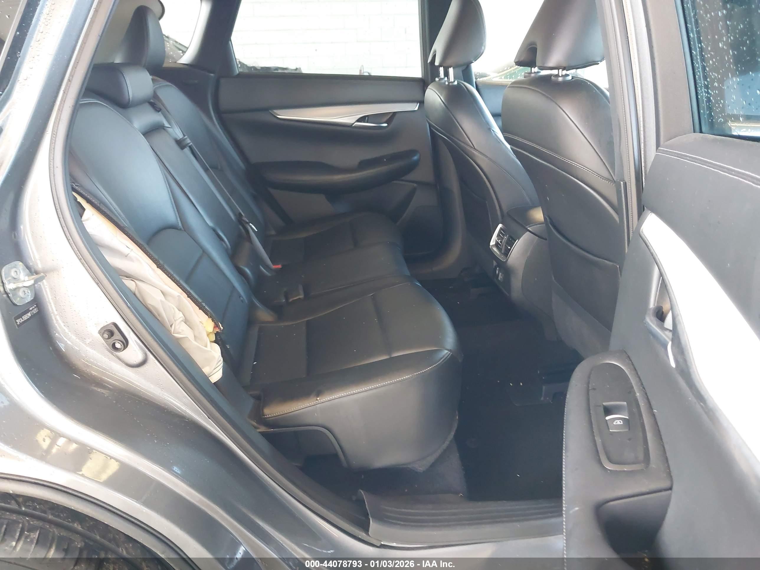 INFINITI QX50 image 8