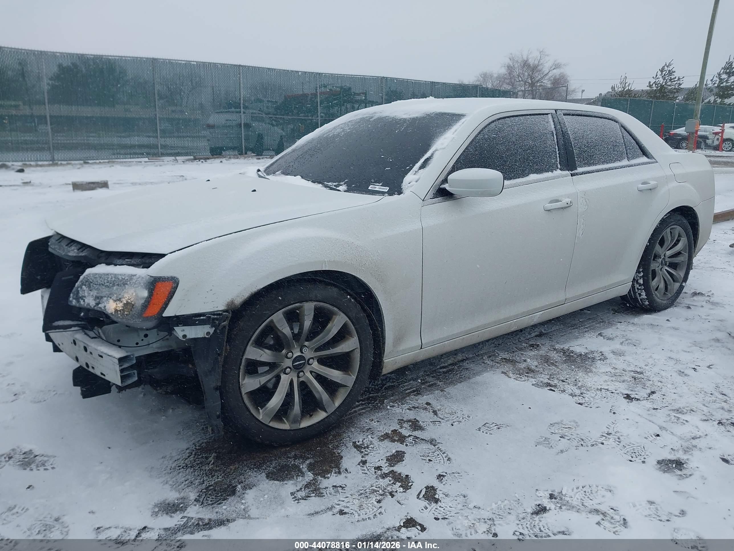 CHRYSLER 300 image 2