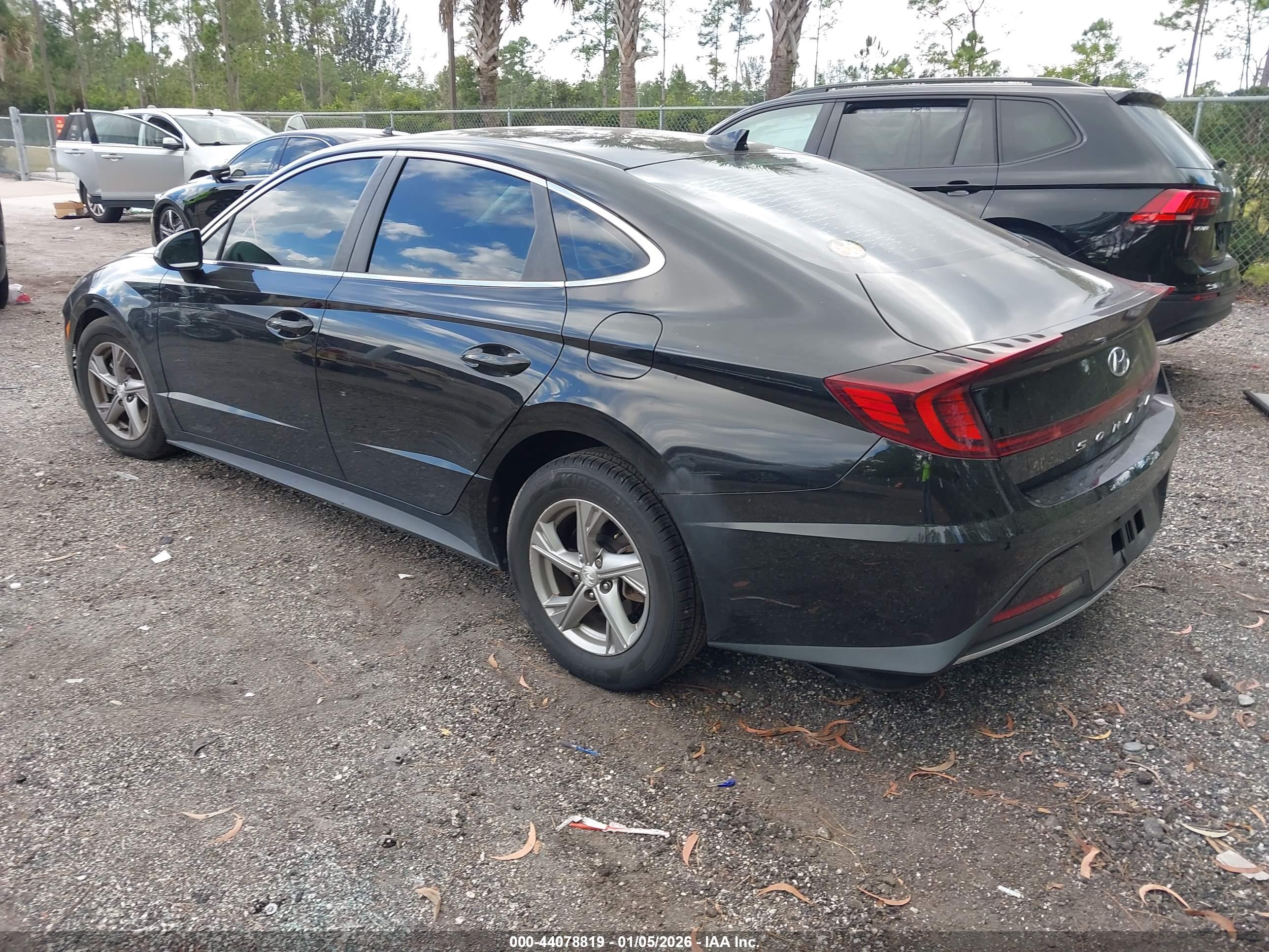 HYUNDAI SONATA image 3