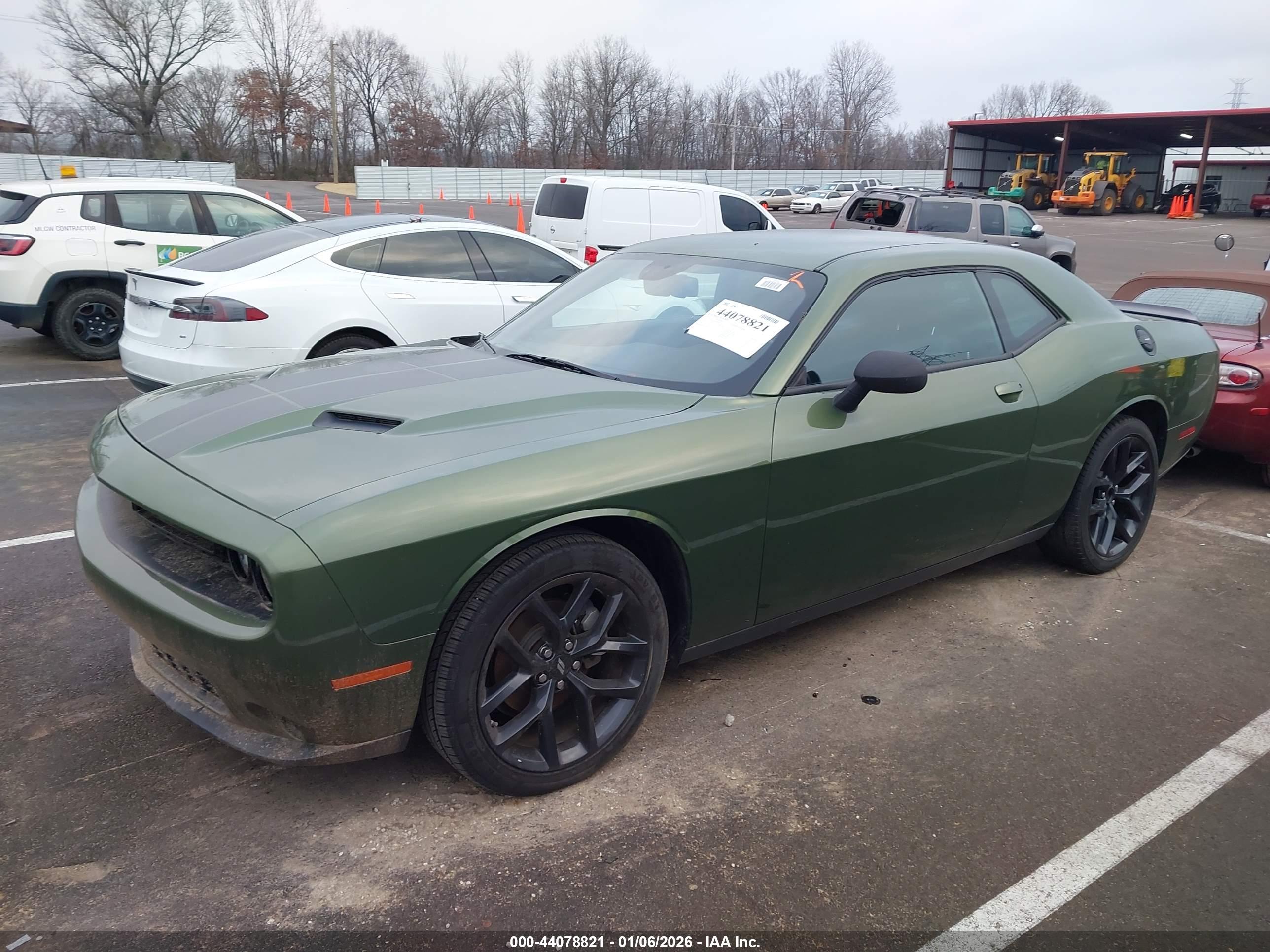 DODGE CHALLENGER image 2