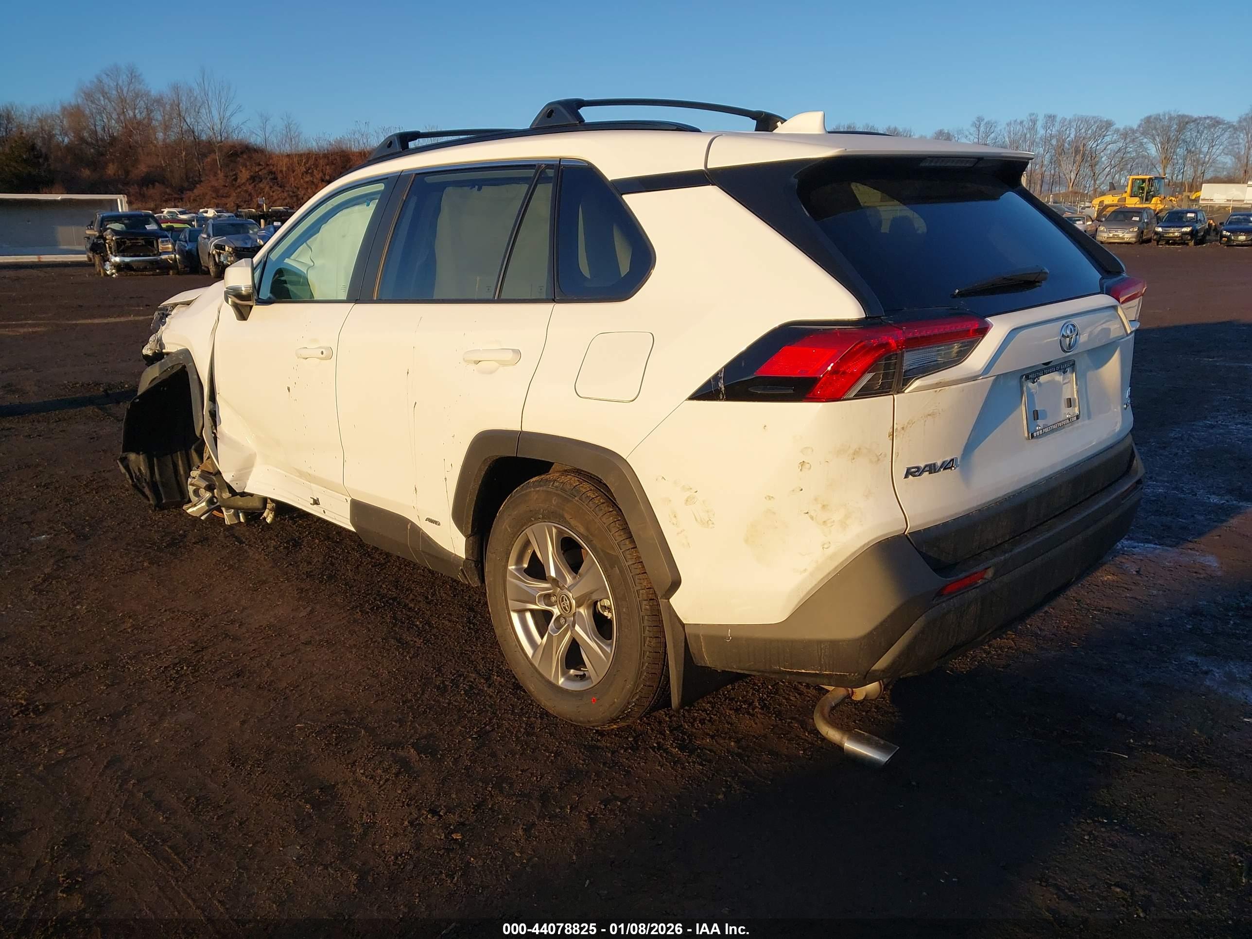 TOYOTA RAV4 image 3