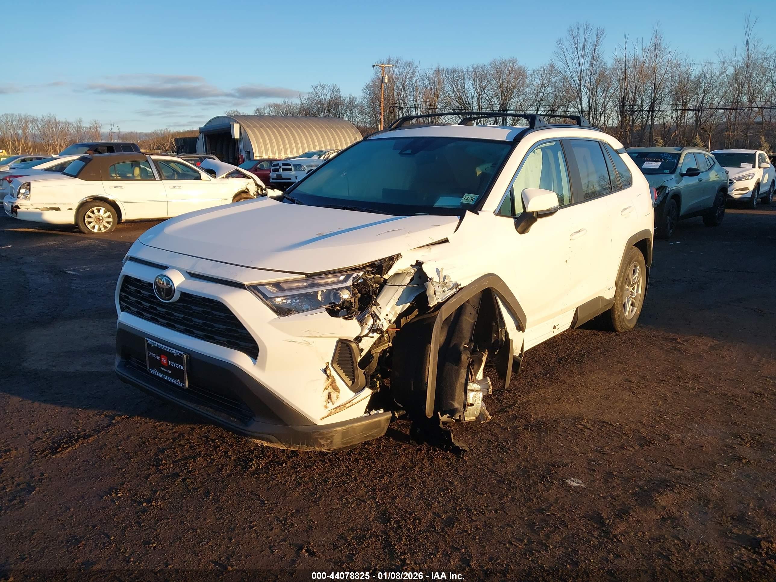 TOYOTA RAV4 image 6