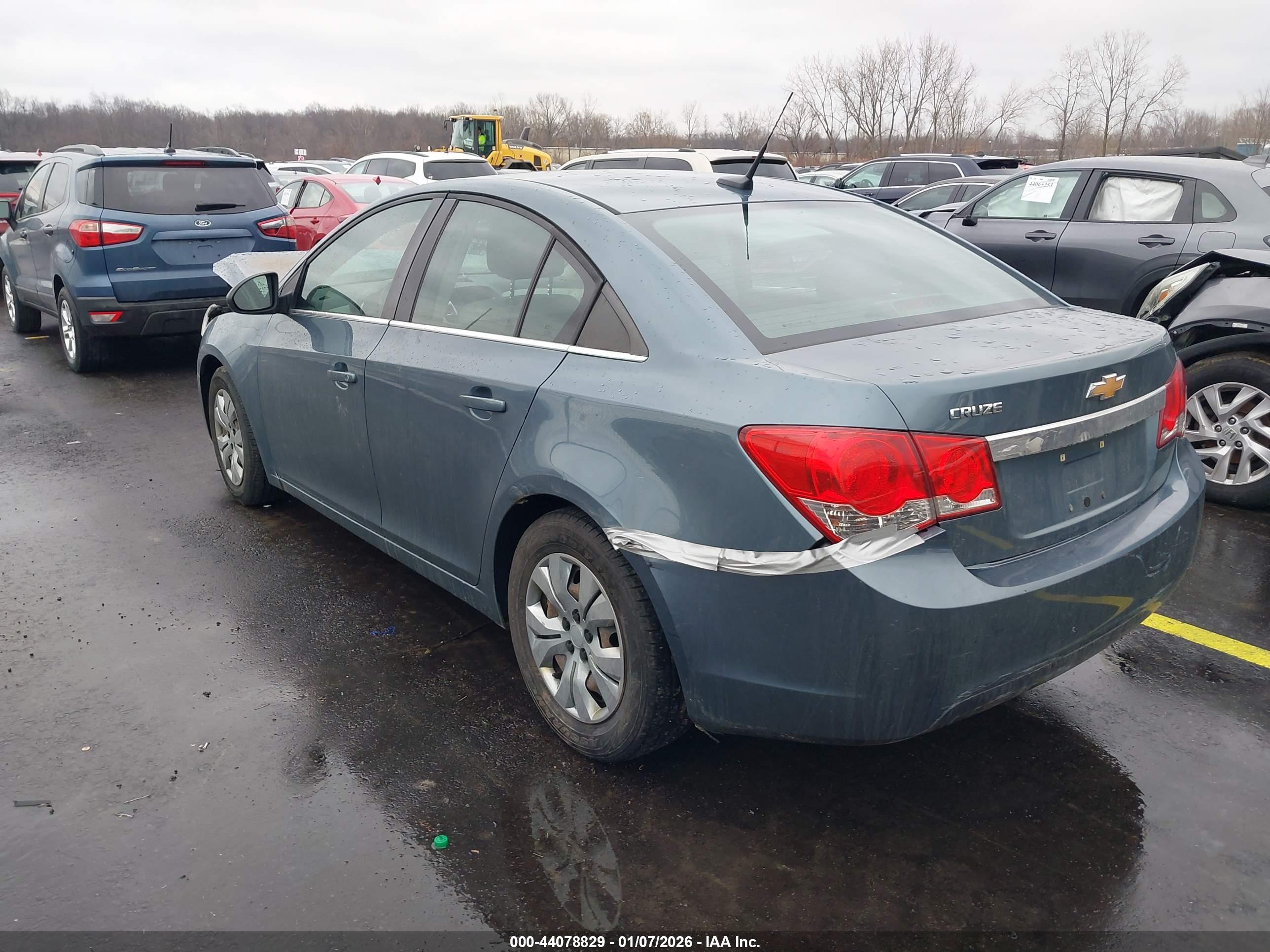 CHEVROLET CRUZE image 3