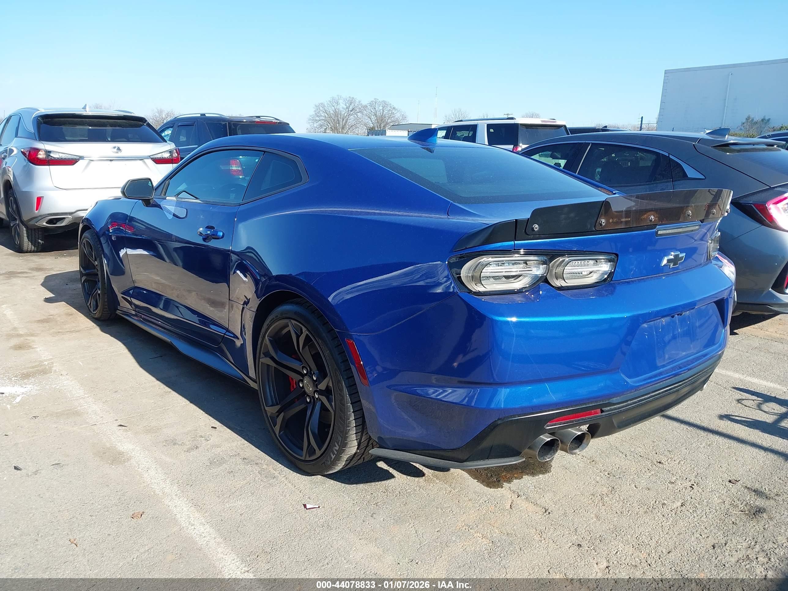 CHEVROLET CAMARO image 3