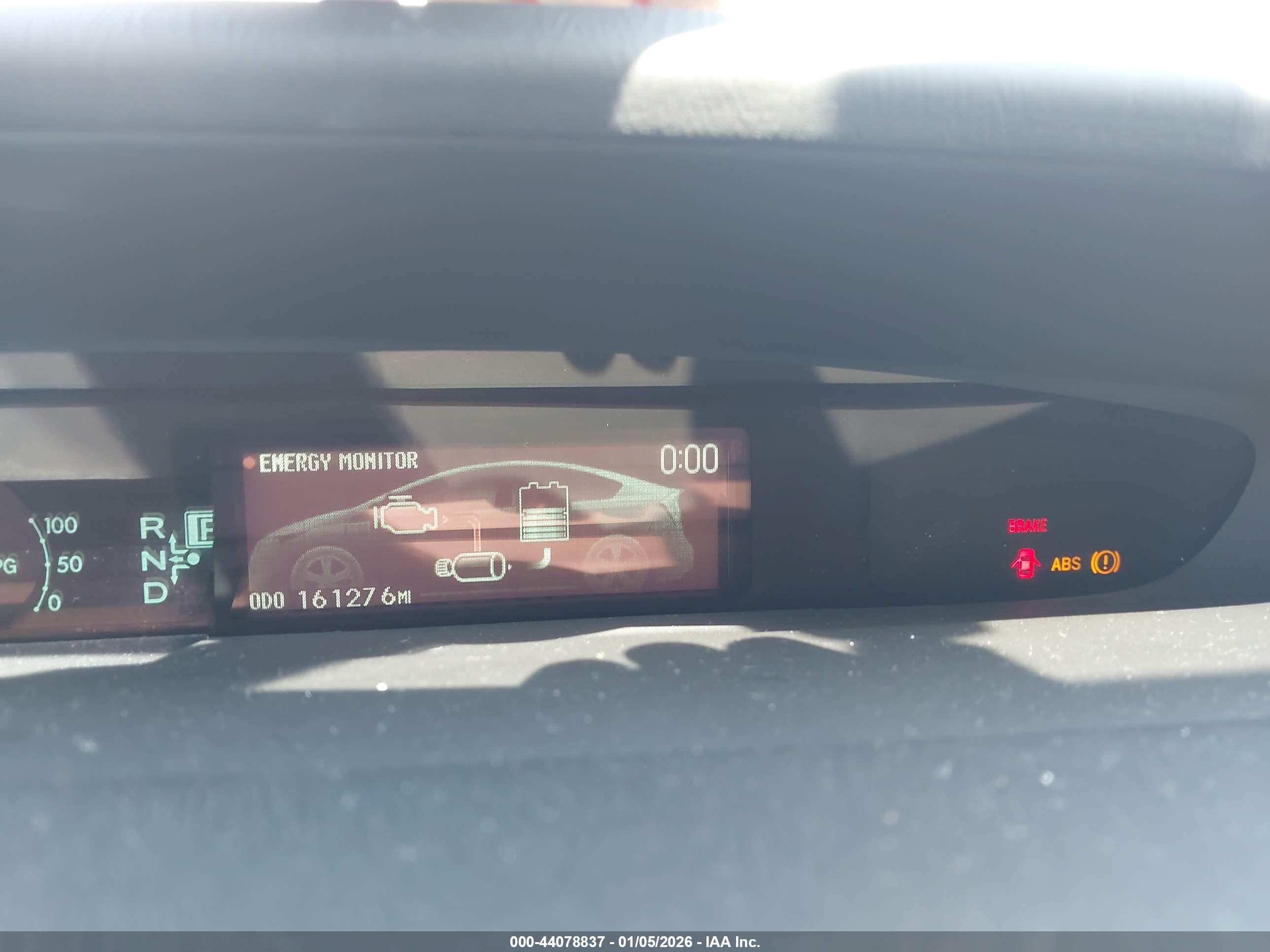 TOYOTA PRIUS image 7
