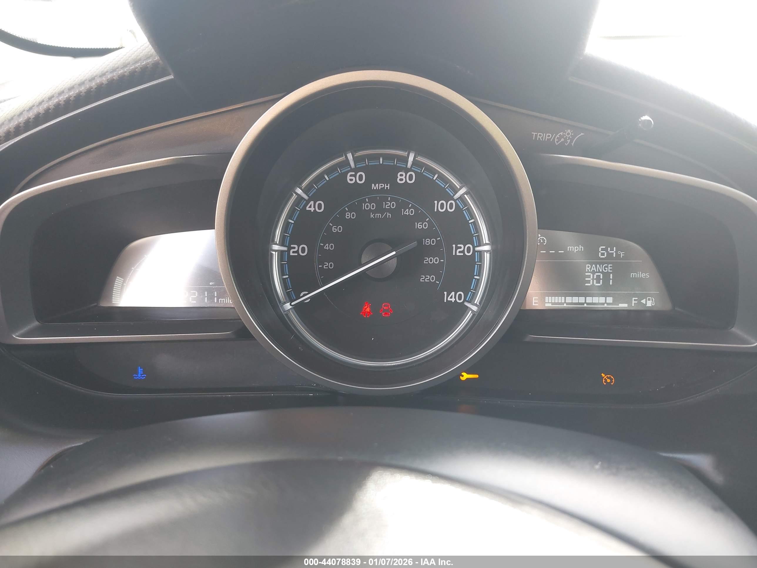 TOYOTA YARIS image 7