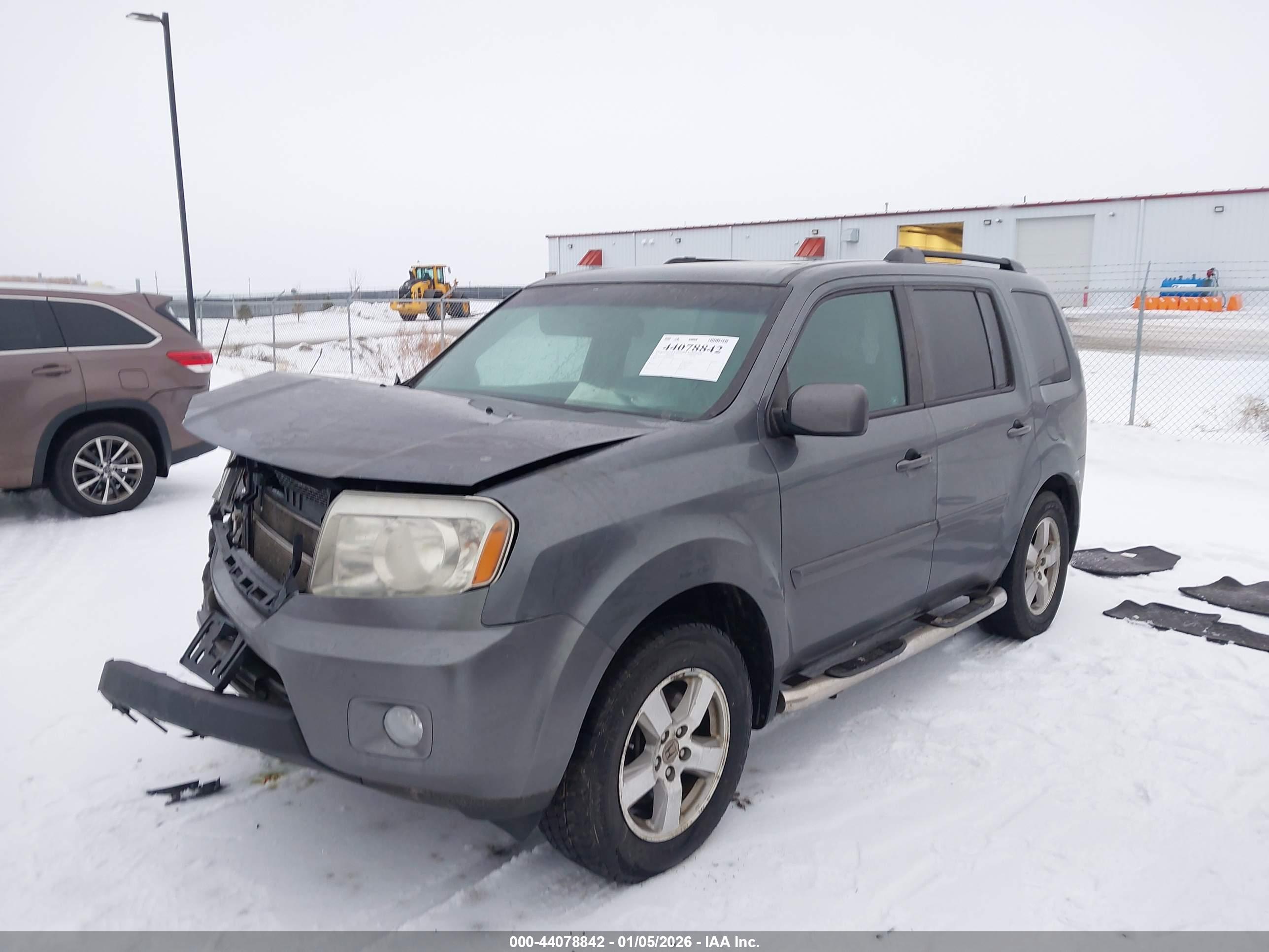 HONDA PILOT image 2