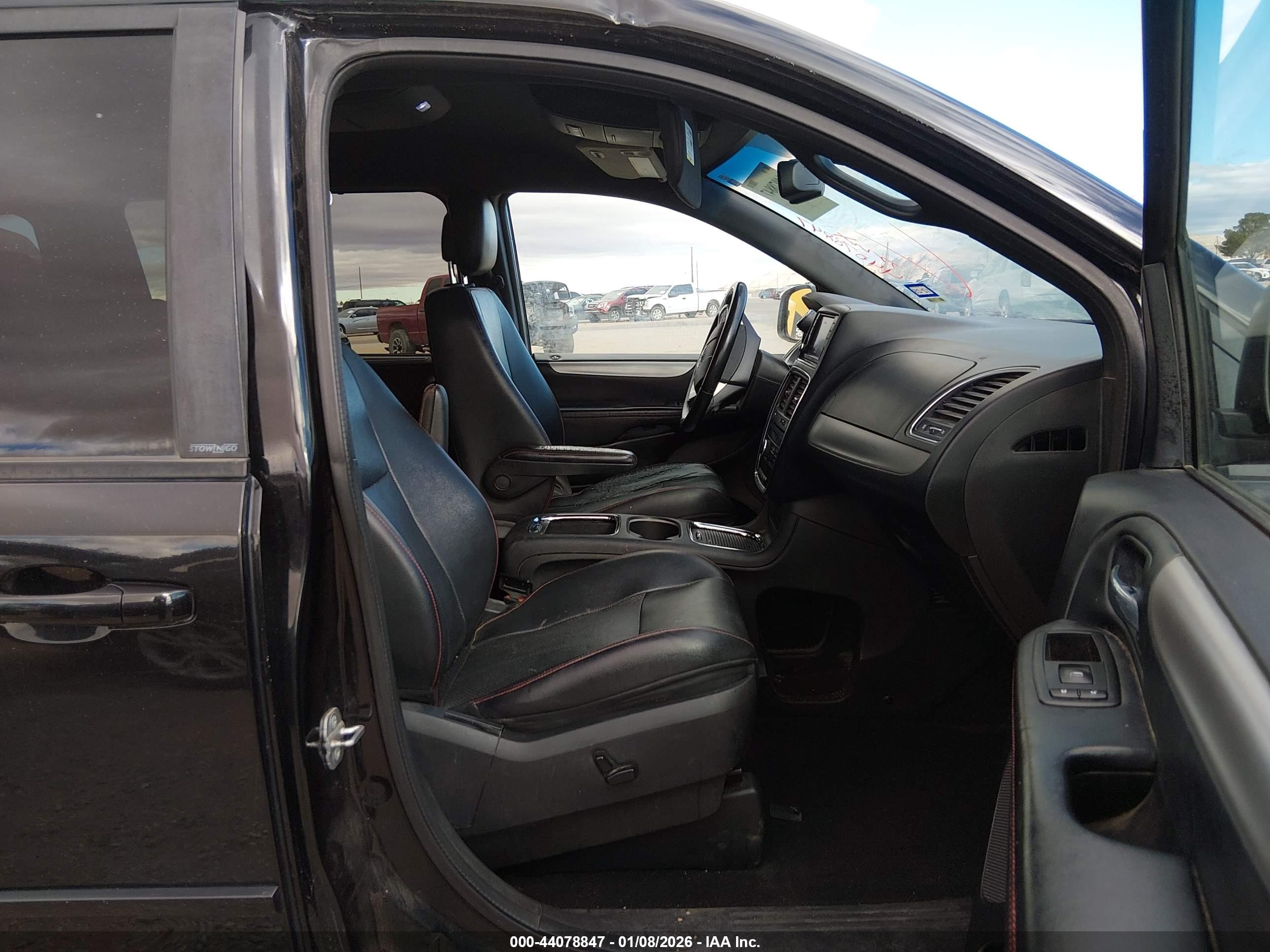 DODGE GRAND image 5