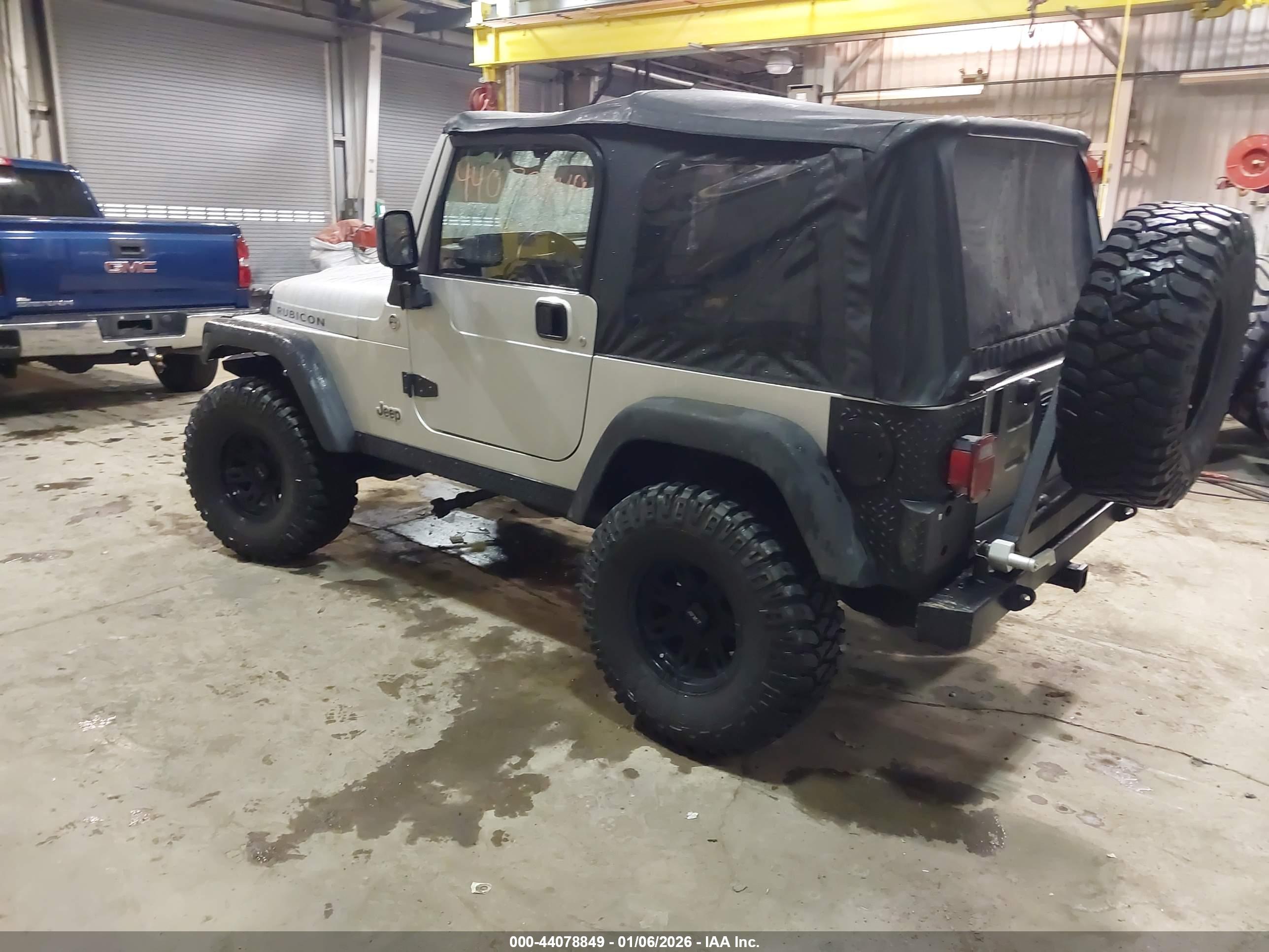 JEEP WRANGLER image 3