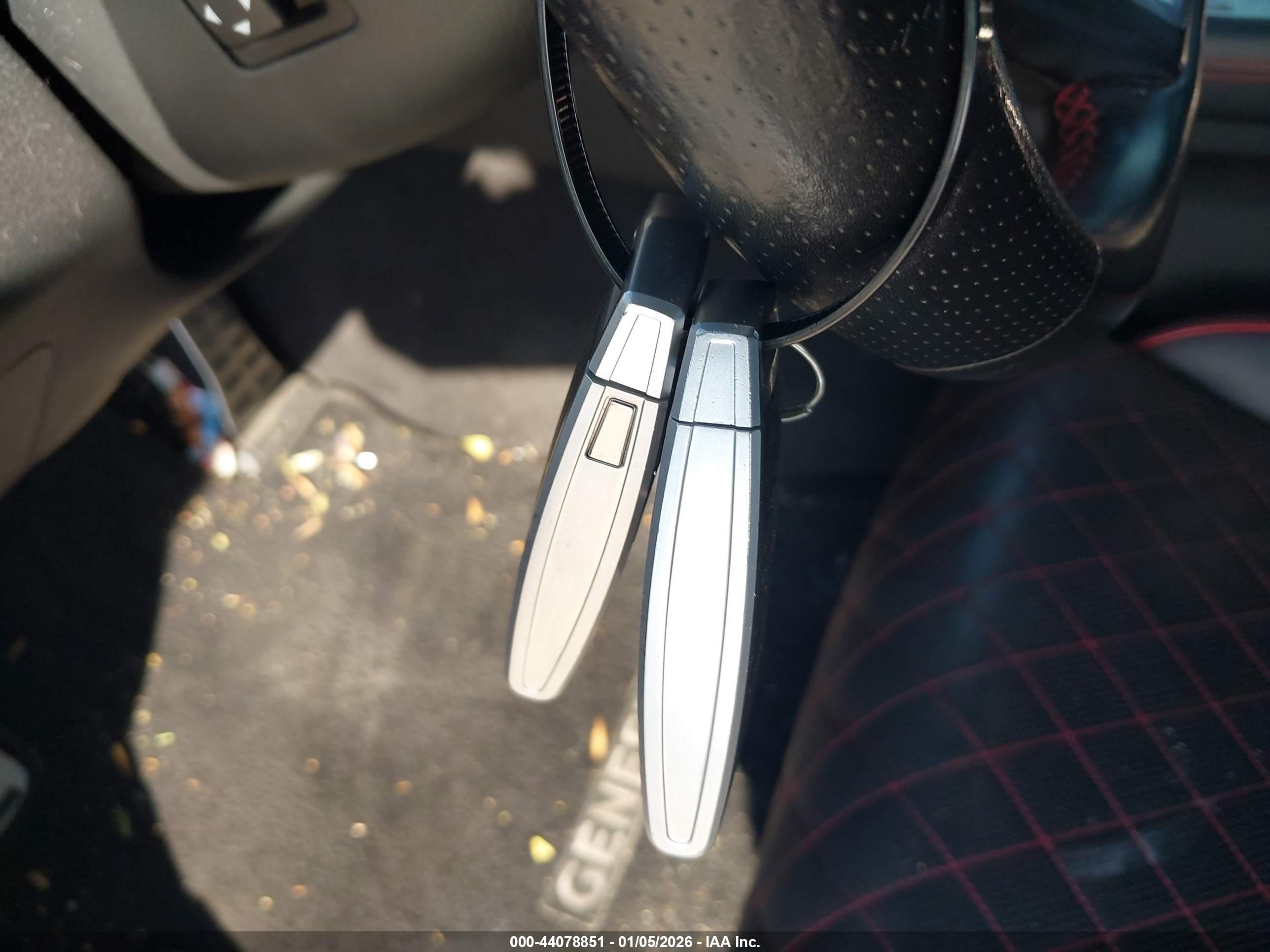 GENESIS G70 image 11