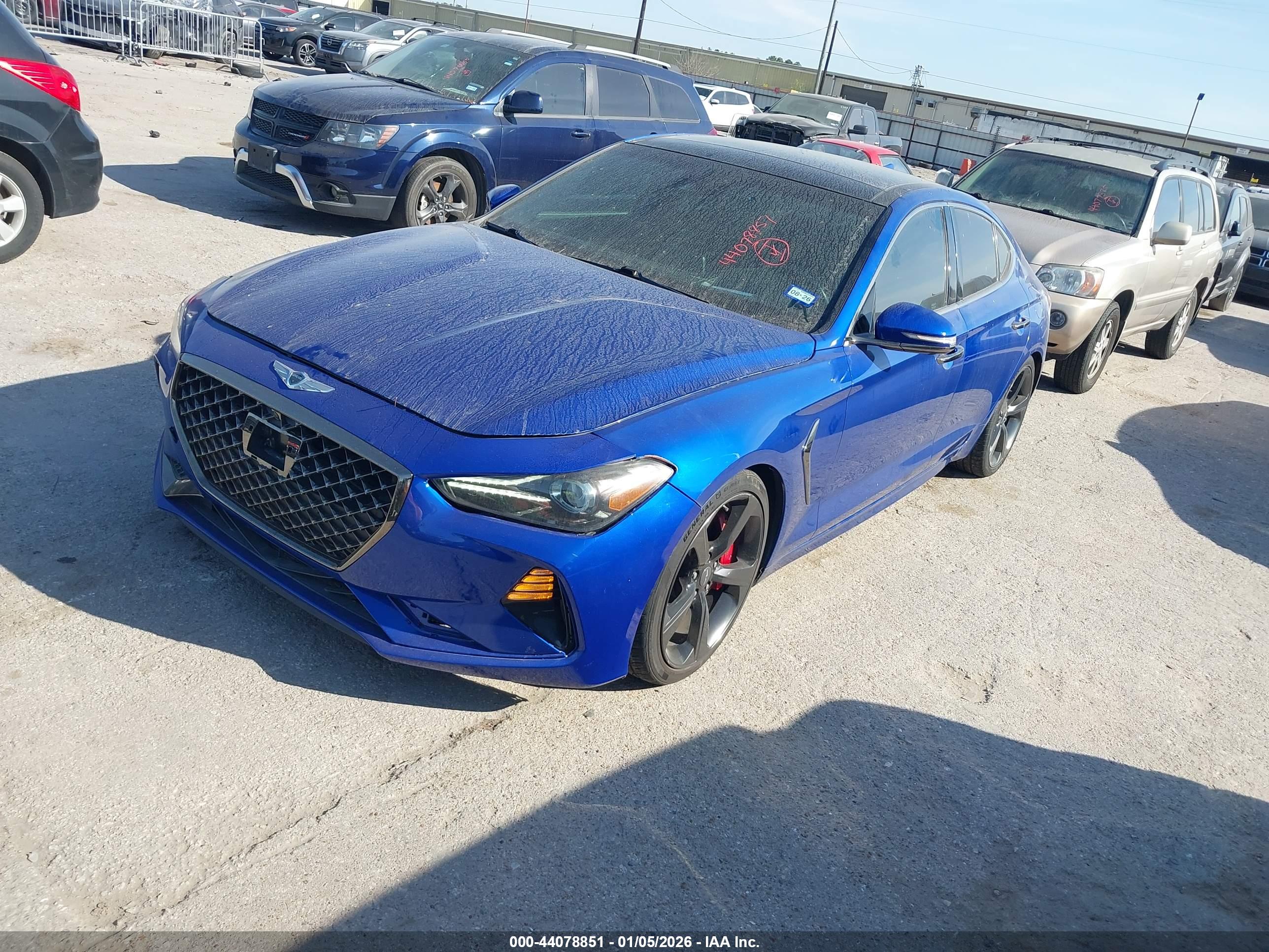 GENESIS G70 image 2