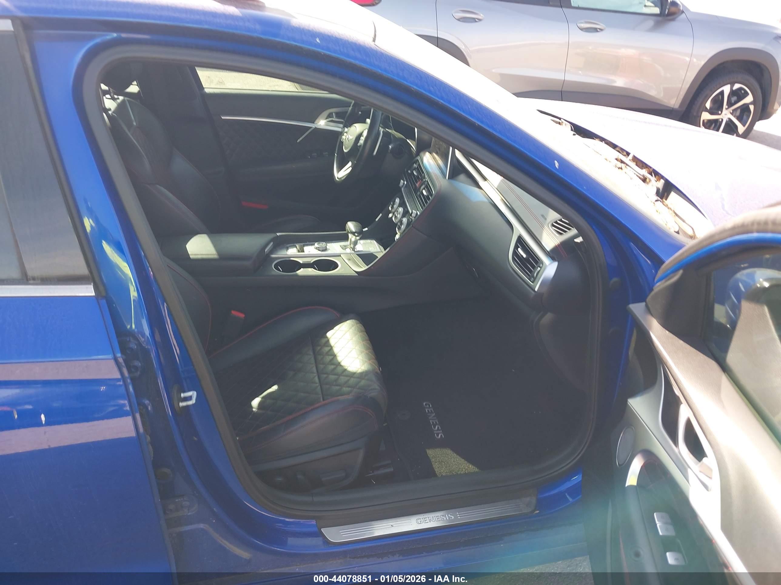 GENESIS G70 image 5