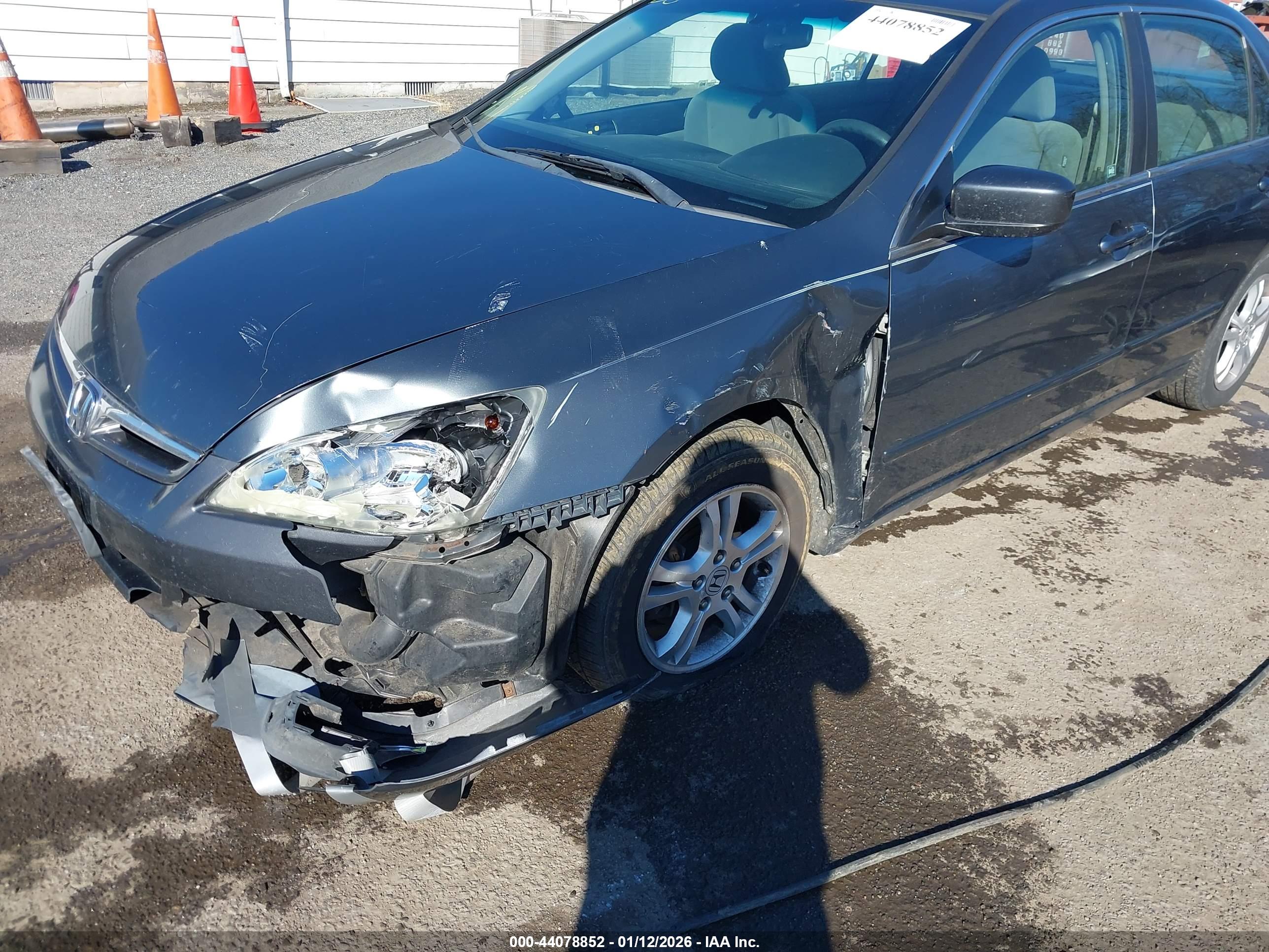 HONDA ACCORD image 6