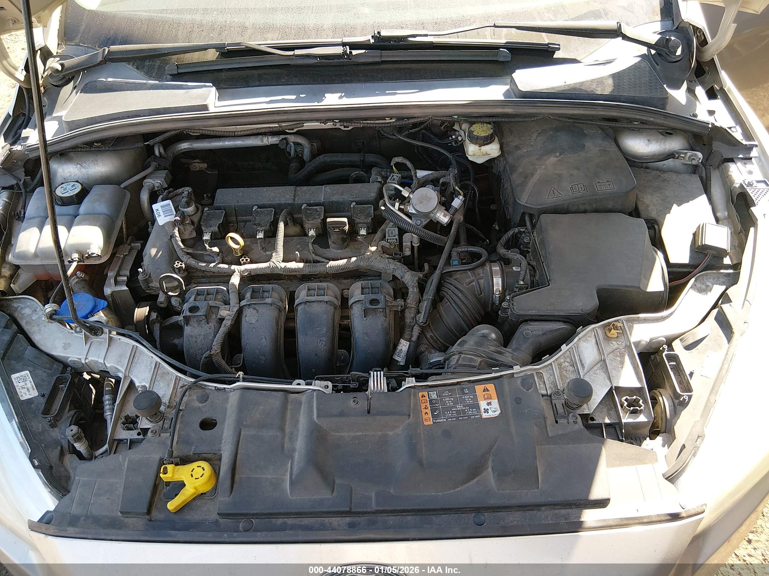 FORD FOCUS image 10