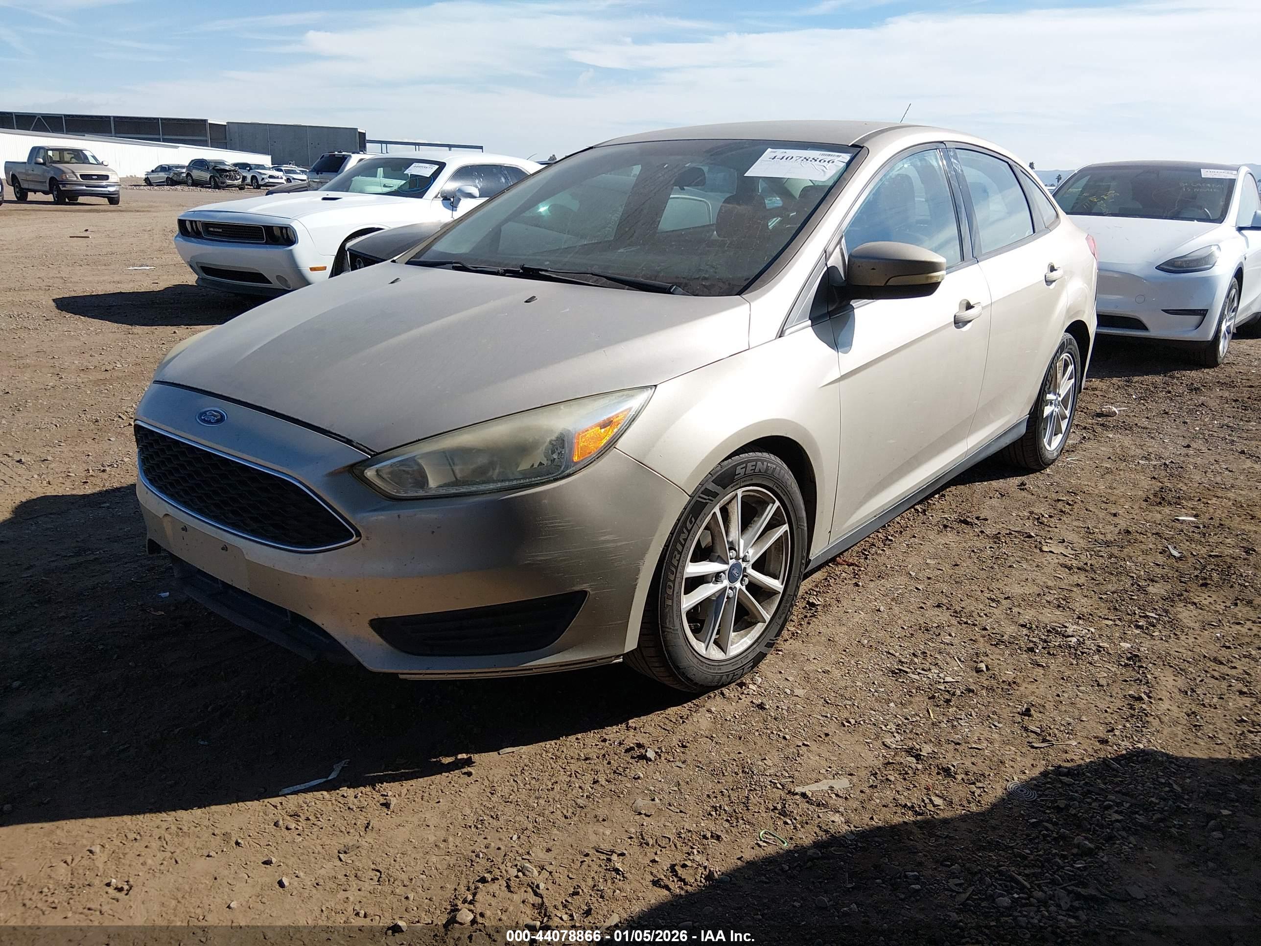 FORD FOCUS image 2