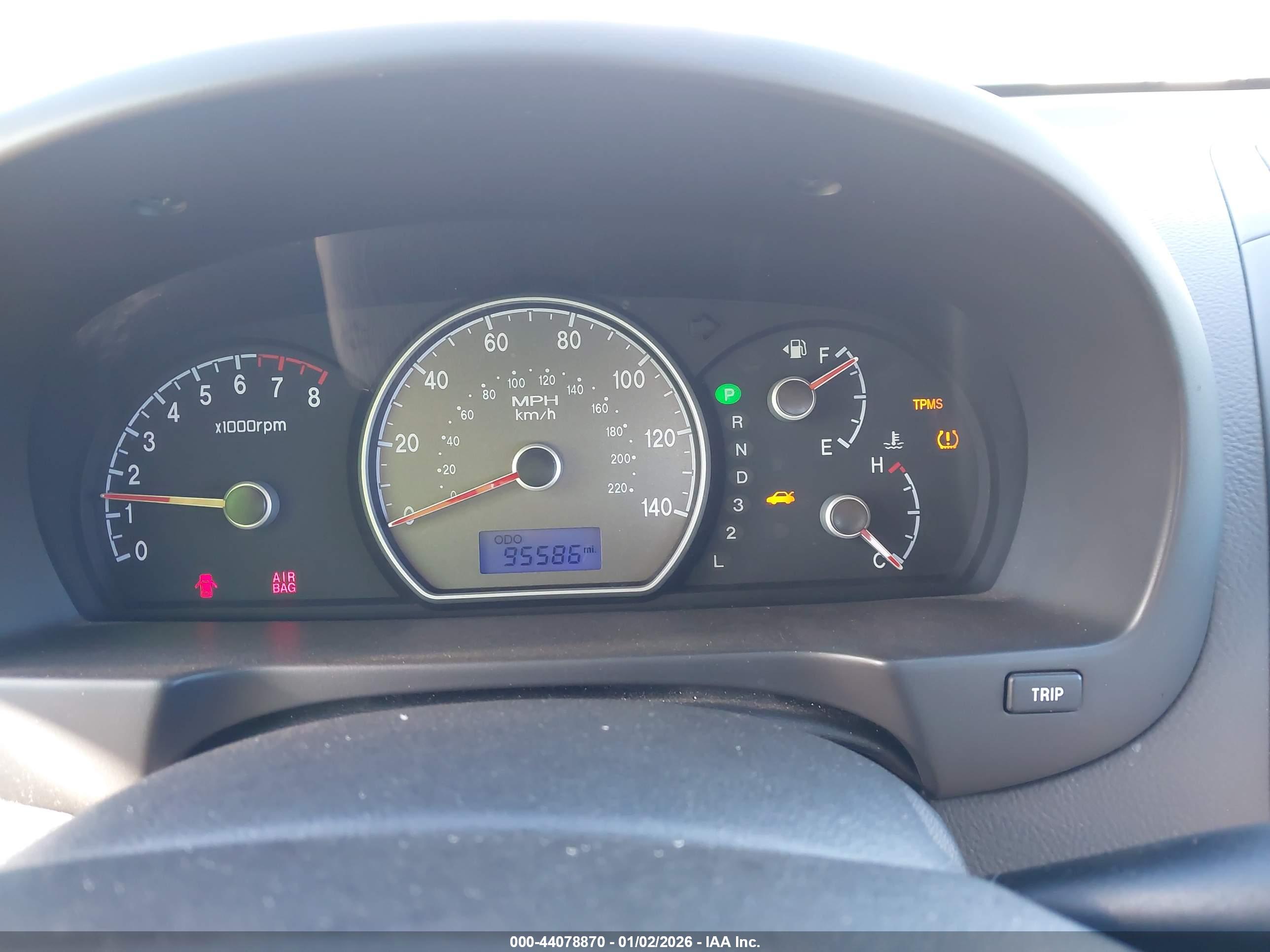 HYUNDAI ELANTRA image 7