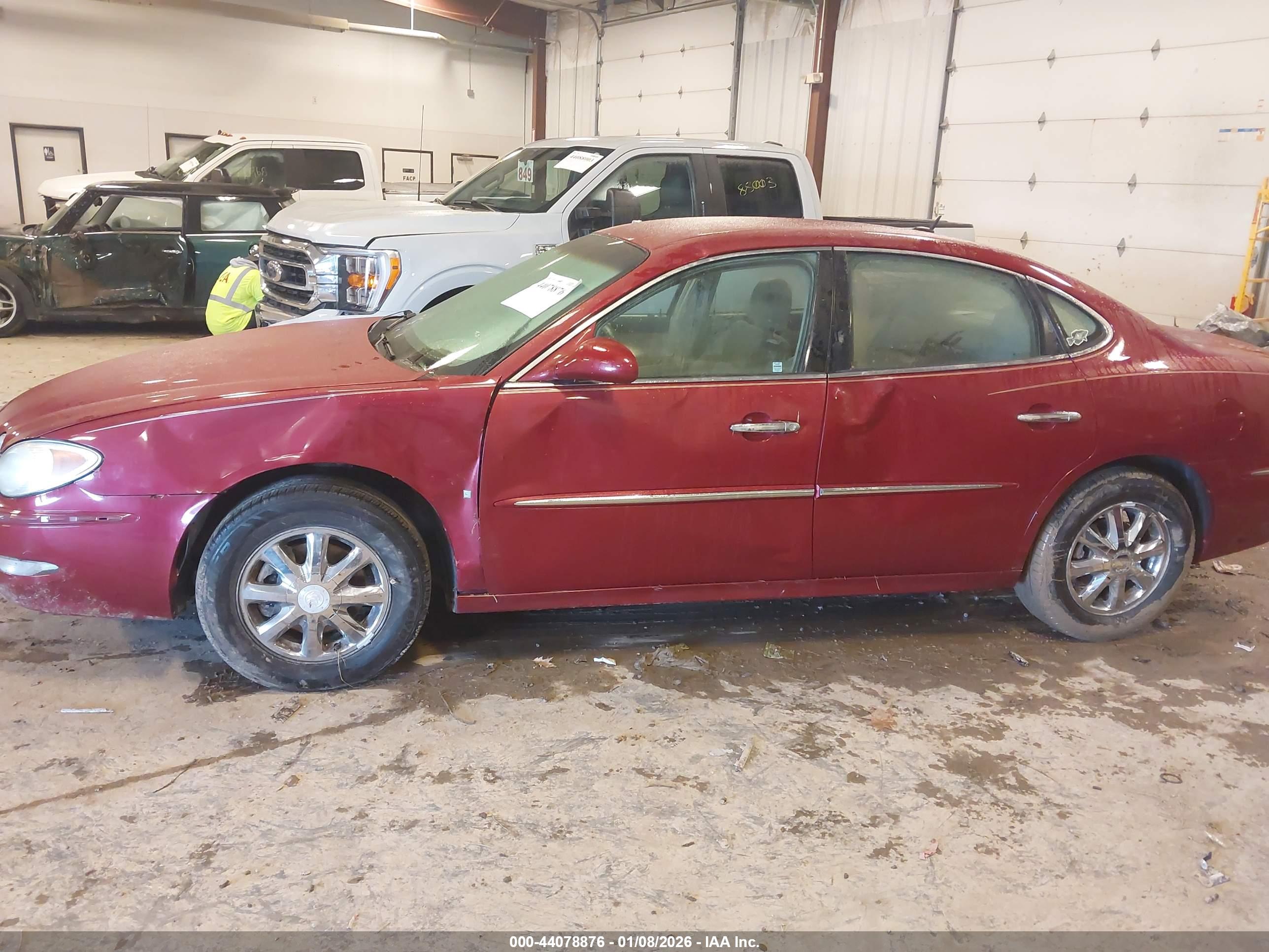 BUICK LACROSSE image 6