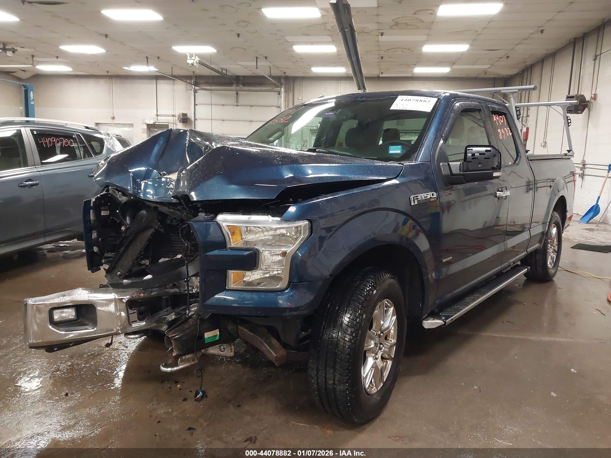 FORD F-150 image 2